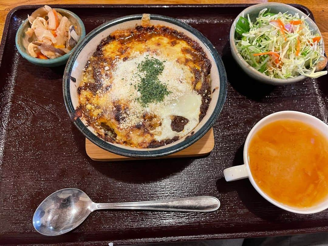 柴崎貴広さんのインスタグラム写真 - (柴崎貴広Instagram)「11.つどい  焼きチーズキーマカレー  ママが作るご飯はどれも美味しいです！ お正月のお節もお願いしました😊   #地下カフェつどい  #稲城市  #京王よみうりランド駅  #稲城をめぐるカレースタンプラリー2020   #焼きチーズキーマカレー」1月6日 21時18分 - shibasaki26