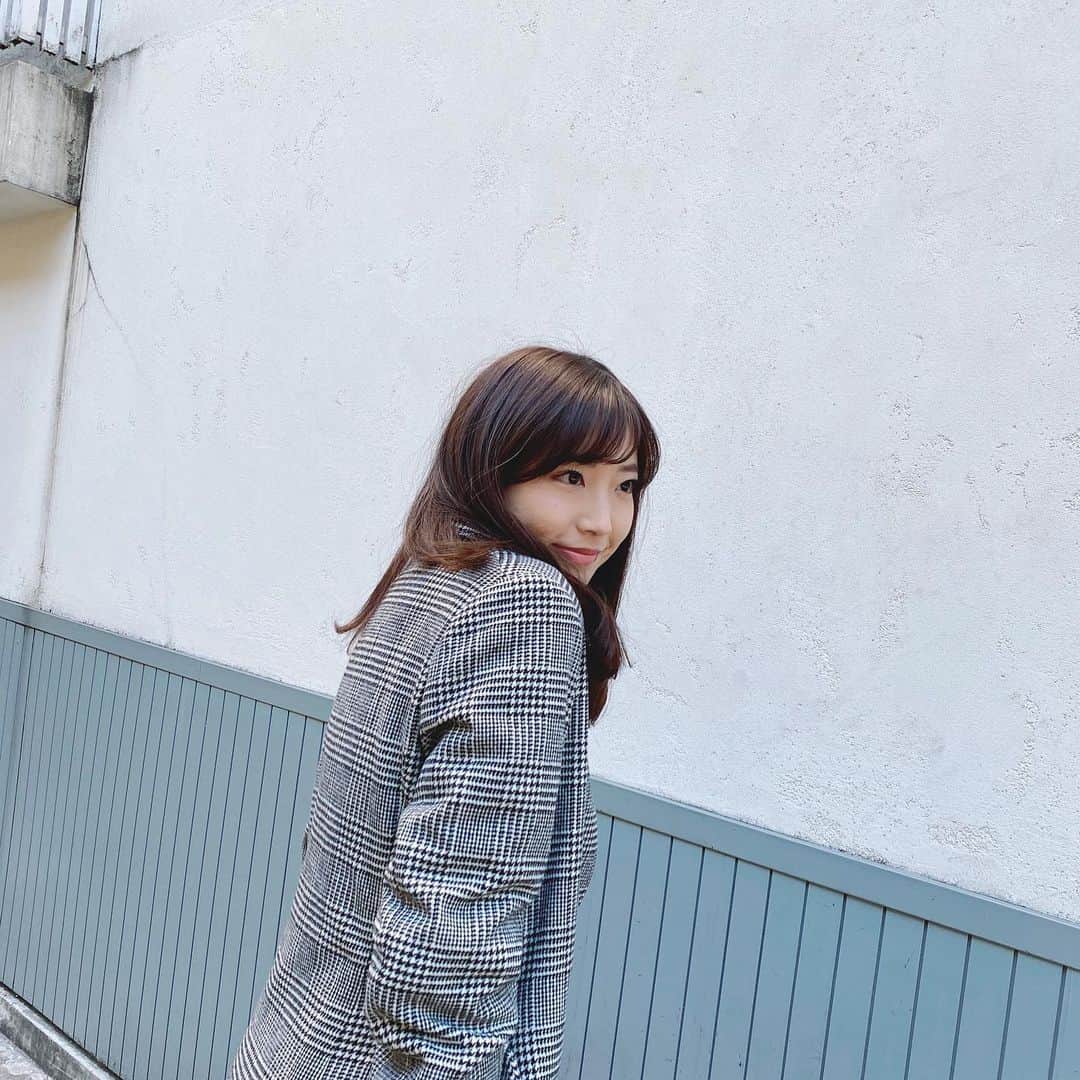 渥美友里恵のインスタグラム：「📢 今週の #週刊ゴルフダイジェスト のゴルルとルールのコーナーに登場しております☺︎ テーマは「障害物が気になるときは救済対象？」です！　 答えが気になる方はぜひチェックしてみて下さい〜⛳️  #ゴルフダイジェスト #渥美友里恵」