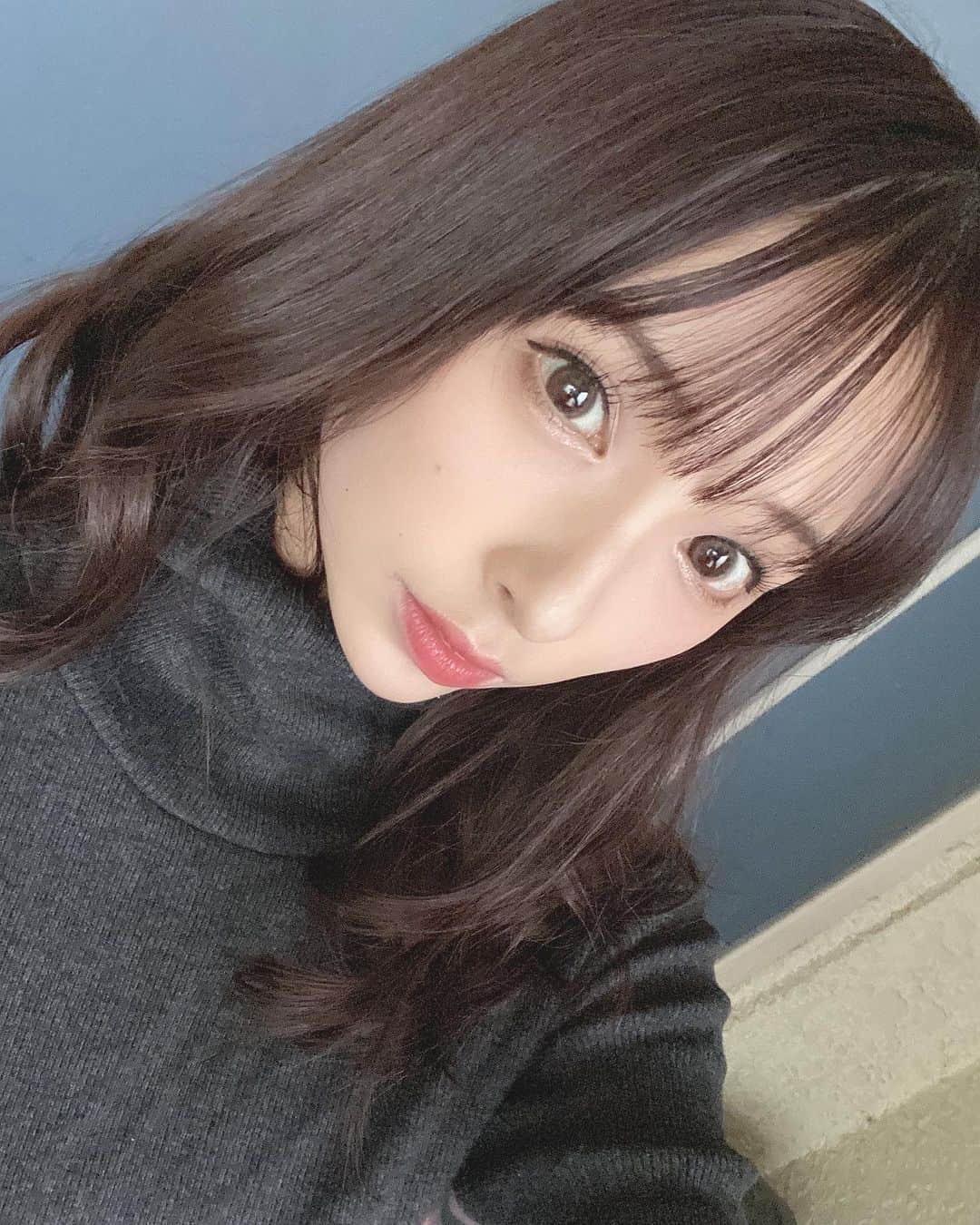 鶴巻星奈のインスタグラム：「❤️」