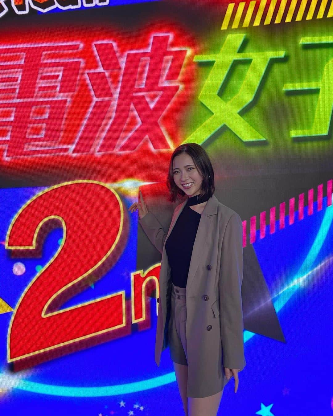 りこぴん🍅🍳さんのインスタグラム写真 - (りこぴん🍅🍳Instagram)「: : 【東京電波女子】 : 青山テルマさんがMCを務める 「東京電波女子」2020年ラストの 東京タワーでの収録に参加させていただきました✨ : 初のスタジオで緊張したけど、 青山テルマさんや電波女子のみなさん がフォローしてくれたり、 学ぶことも沢山あって、 しかも楽しい現場で本当に素敵な時間でした‼︎ : 今、『エムキャス』というアプリで 見逃し配信をしてるので 良かったらチェックしてみてください♪ : 去年から少しずつメディアにも 出させていただいたり、 そのような挑戦もさせていただいたので 今年はもっと多くの人に知ってもらえたり、 みんなに見てもらえる機会を 増やしたいと思ってます💪🏻✨ : こうやっていろんな挑戦が出来ること、 夢に近づけるのはみんなの応援のおかげです♪ : またこのようないい報告が 出来るように頑張ります😊✨ : : #東京電波女子 #東京電波女子2nd  #ライブ配信 #ライバー #pococha #Pocochaライバー #ポコチャ #ポコちゃライバー #りこぴん #料理配信  #料理ライバー　#りこぴんクッキング　#フードコーディネーター　#簡単レシピ　#配信 #配信者 #liver」1月6日 21時40分 - rikopin_tomato.925