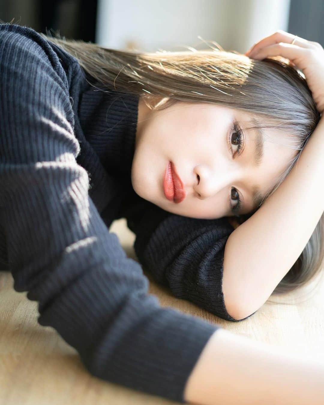 新井ニーニャのインスタグラム：「.  明日は青い空が見えるといいな🌞💕  久しぶりの人に会えるんだっ🐰💕 楽しみ〜〜💓🙏 ラブママ見ててくださってた フォロワーさん、ストーリーを お楽しみにしていてくださいっ🥰❣️🌼  さて、誰に会えるでしょうか？😍  #モデル #アイラブママ #再会 #明日天気になぁれ #撮影 #撮影モデル #働くママ #働く女性 #再婚ママ #シンママと繋がりたい #働く女子 #ママ友 #ママさんと繋がりたい #ママモデル」