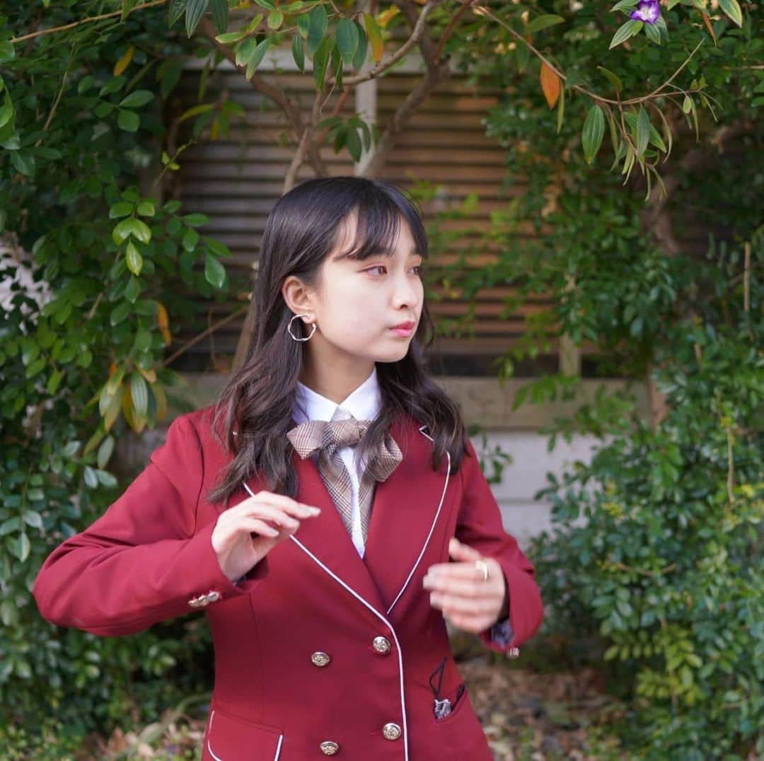 星野愛美さんのインスタグラム写真 - (星野愛美Instagram)「初の韓国制服 ✌🏻♥️ ・ ・ 韓国の制服は可愛いですねぇ…ෆ #シブサン #ピンククラス #中3 #韓国制服 #choa #韓国制服レンタル #choa_japan」1月6日 22時00分 - aimi._.nn08