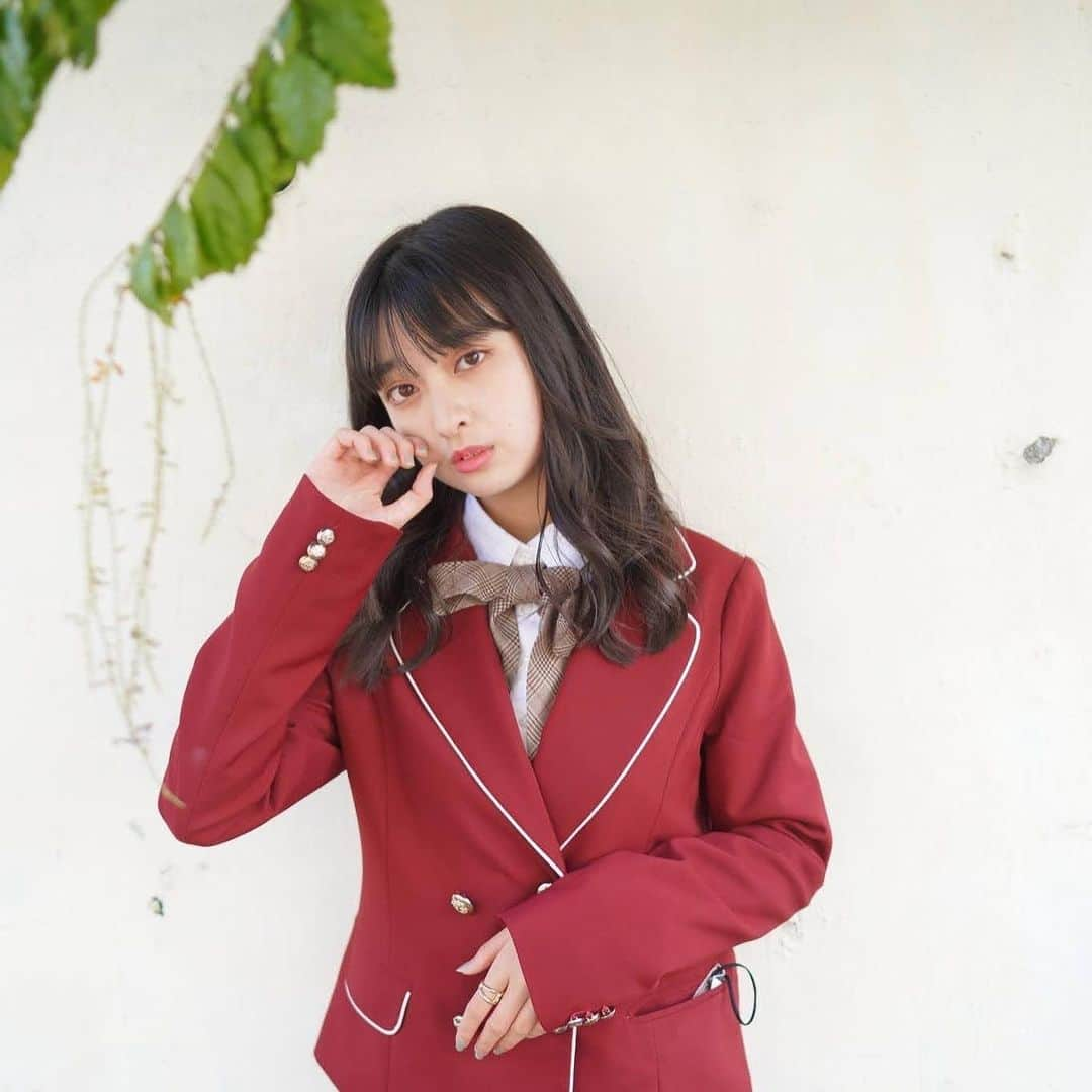 星野愛美さんのインスタグラム写真 - (星野愛美Instagram)「初の韓国制服 ✌🏻♥️ ・ ・ 韓国の制服は可愛いですねぇ…ෆ #シブサン #ピンククラス #中3 #韓国制服 #choa #韓国制服レンタル #choa_japan」1月6日 22時00分 - aimi._.nn08