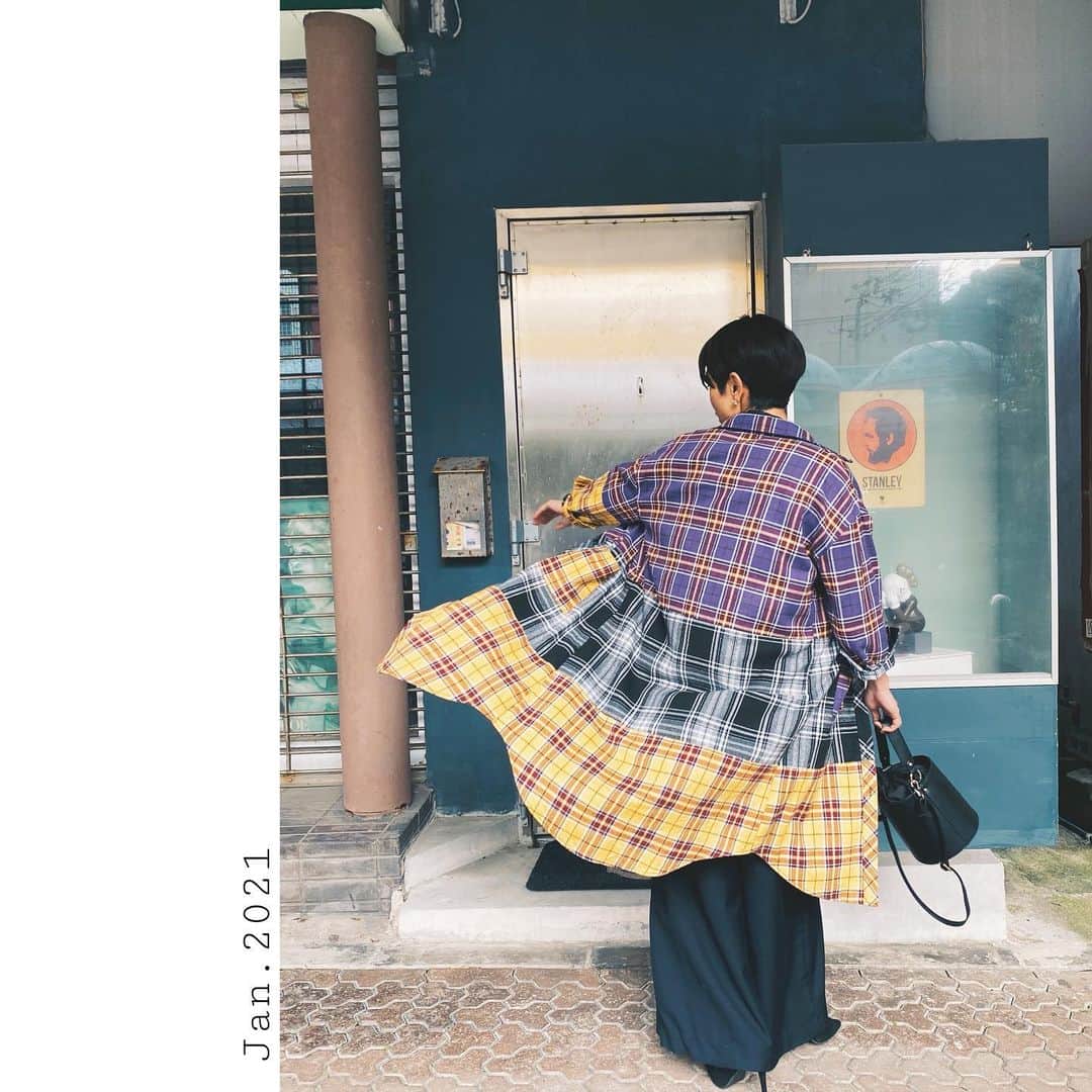 金城優華のインスタグラム：「Back&off shot   #金城の服事情  #沖繩 #モデル #ファッション  #ファッションは自由」