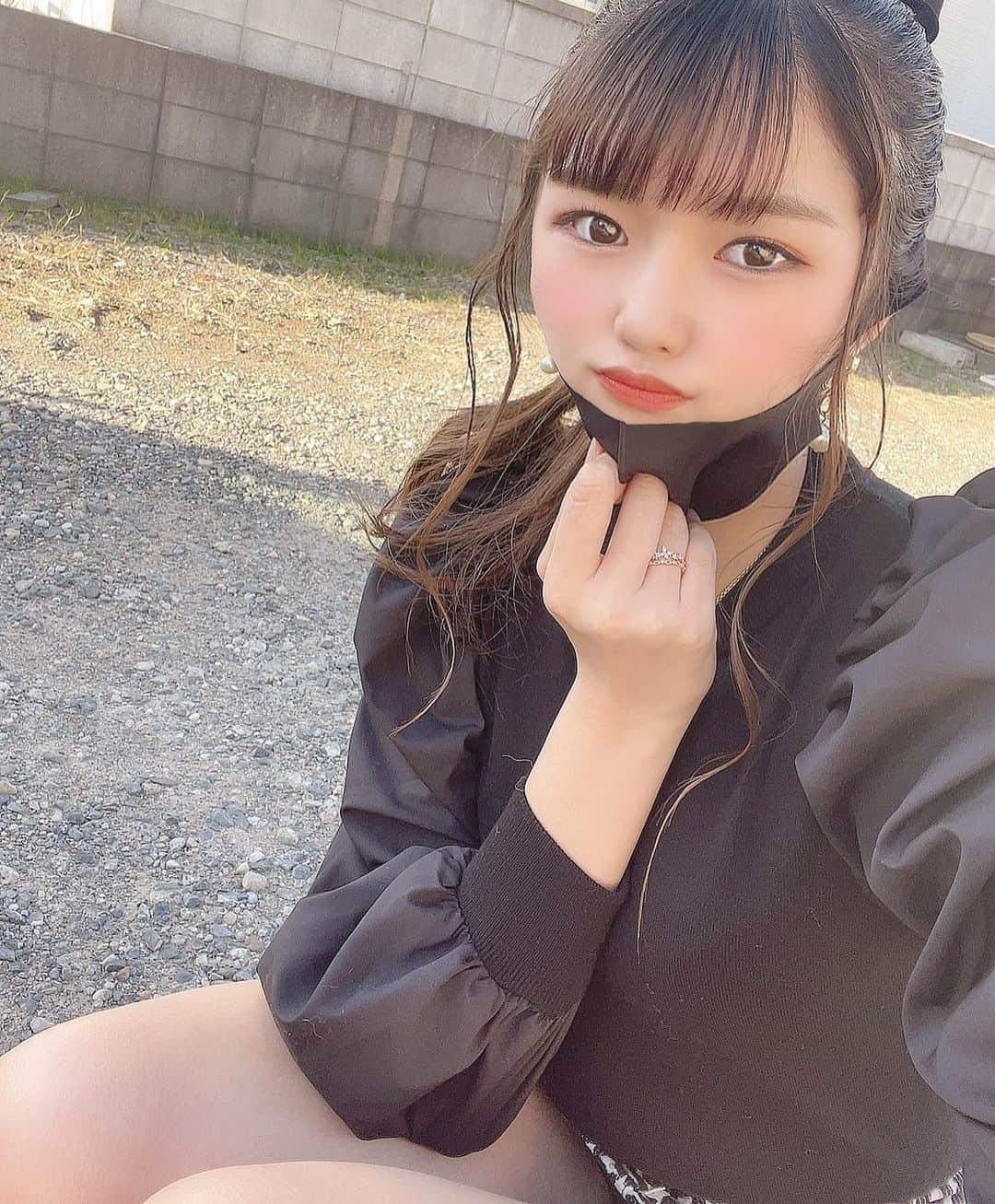 月愛きららさんのインスタグラム写真 - (月愛きららInstagram)「まっくろコーデ🖤🖤🖤  どうですか？☺️」1月6日 22時32分 - kiraten___