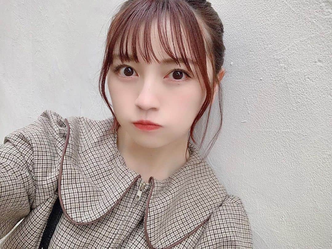 廣川奈々聖のインスタグラム：「きょうの私 ☁🐿🍒﻿ ﻿ ﻿ポニテしてるんだけど見えない、、(あるある) ﻿ ﻿ ﻿ ﻿#ポニテ#ヘアアレンジ#todaysoutfit#instagood」