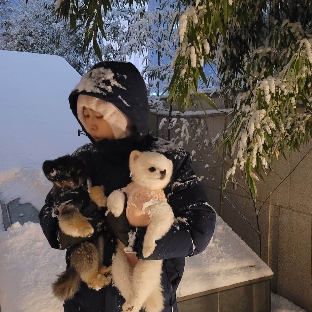 ソン・ユリさんのインスタグラム写真 - (ソン・ユリInstagram)「겨울왕국❄」1月6日 22時57分 - sung_yuri_