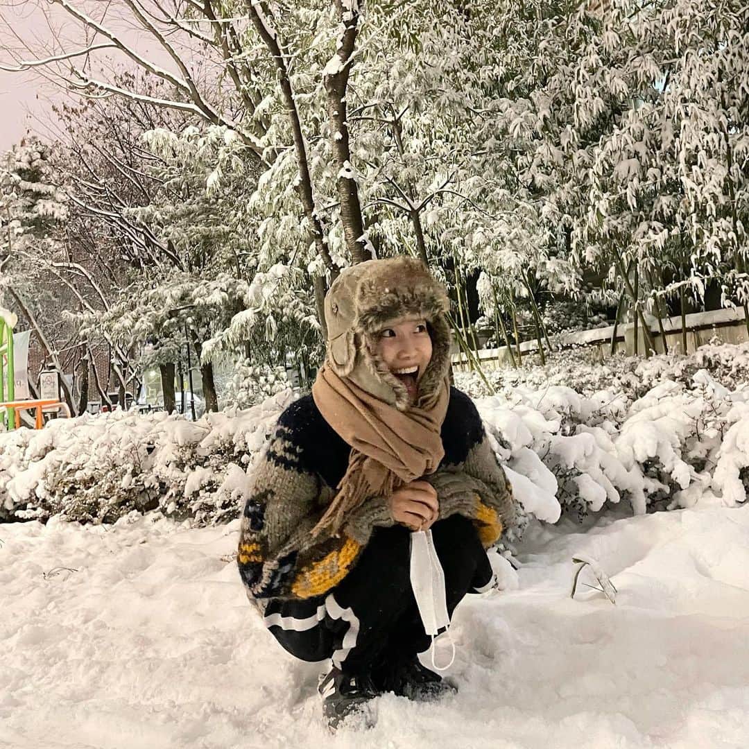 チャン・ヒリョンさんのインスタグラム写真 - (チャン・ヒリョンInstagram)「눈이 쟈나쟈나」1月6日 22時51分 - hehehe0