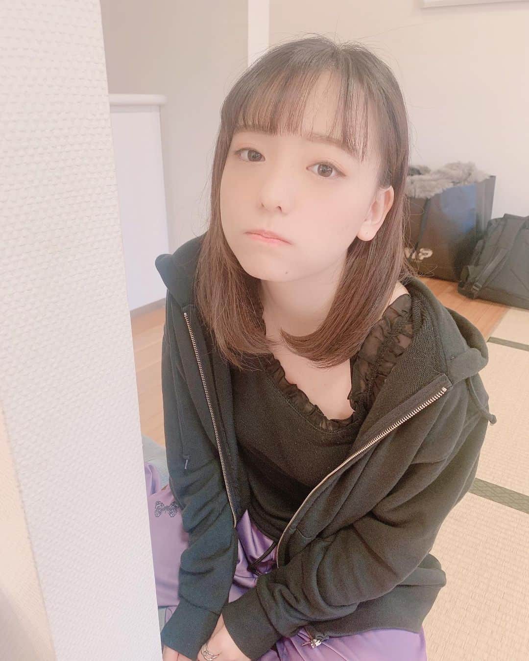 のインスタグラム：「. . . offもーど . . #offshot #自撮り #自撮り女子 #自撮り界隈 #雰囲気 #雰囲気好きな人いいね #美男美女と繋がりたい #좋아요 #좋아요반사 #좋아요그램 #좋아요환영 #좋아요테러 #좋아요꾹 #좋아요폭탄 #좋아요꾸욱 #팔로우 #팔로우환영 #팔로미 #팔로우미 #셀카  #셀카그램 #셀카스타그램 #셀피 #셀피그램 #셀스타그램 #셀끼꾼 #followme #いいね返し #ljk #自発ください」