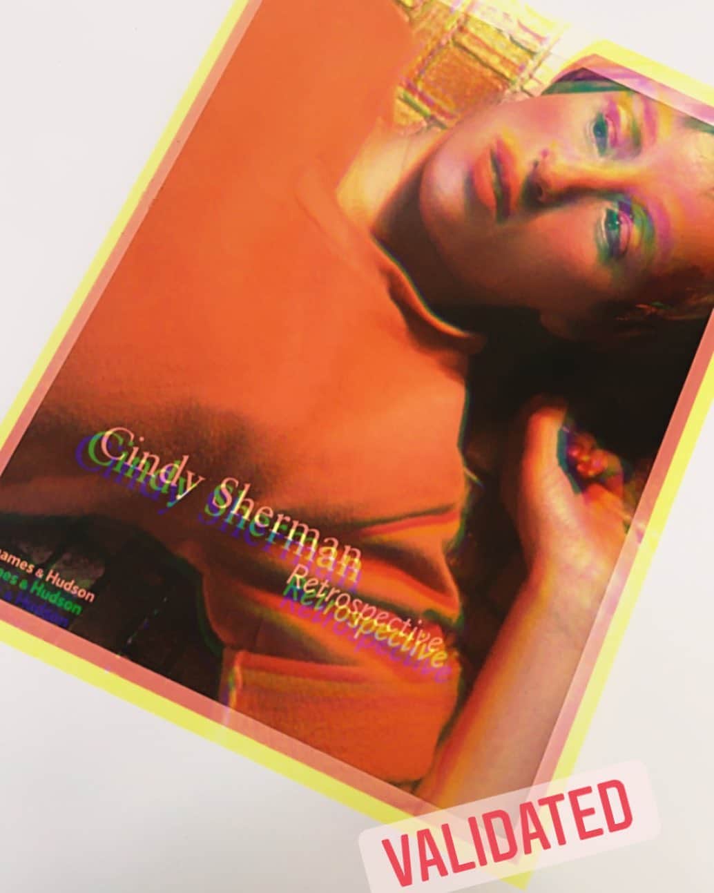 ValGarlandのインスタグラム：「Treasures from the archives 💥💥💥💥  #CindyShermanRetrospective by #CindySherman 1982  Powerful, provocative and intriguing. Sherman's work encapsulates feminism and postmodernism.....  #ValsLibrary #Validated」