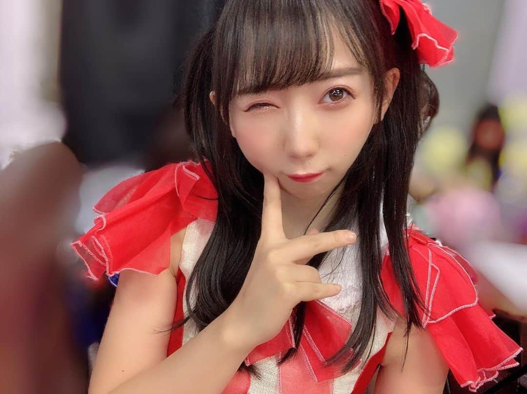 瀬戸栞のインスタグラム：「ときめきパラドックス #photo #idol #red #instagood #instapic #instagram #アイドル #フォロー #followｍe」