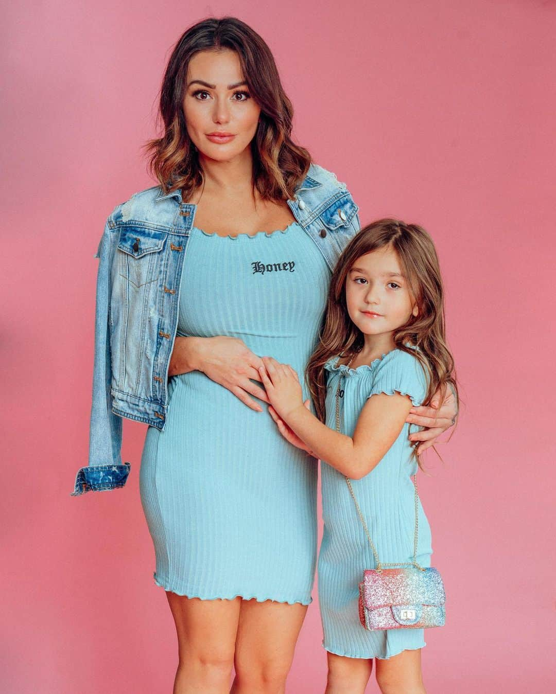 ジェイワウさんのインスタグラム写真 - (ジェイワウInstagram)「Love these matching dresses from @novakids & @fashionnova #fashionnovapartner #ad」1月7日 1時15分 - jwoww