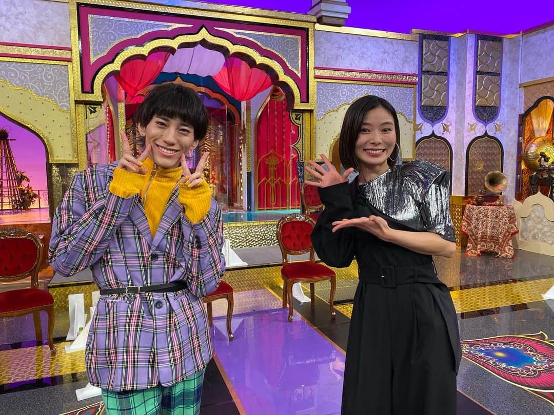 日本テレビ「今夜くらべてみました」さんのインスタグラム写真 - (日本テレビ「今夜くらべてみました」Instagram)「『１周合体ＳＰ』のご視聴ありがとうございました！ 「2021年ブレイクしそうな原石」いかがでしたか？ 今年ぜひ注目してください！  次回は『芸人に人生を救われた女』をお送りします！   #ローランド #岡田結実 #朝日奈央  #エドワード加藤 #小池成 #ソーズビー #後藤輝基 #SHELLY #指原莉乃 #徳井義実 #今夜くらべてみました」1月7日 1時23分 - ntv_konkura