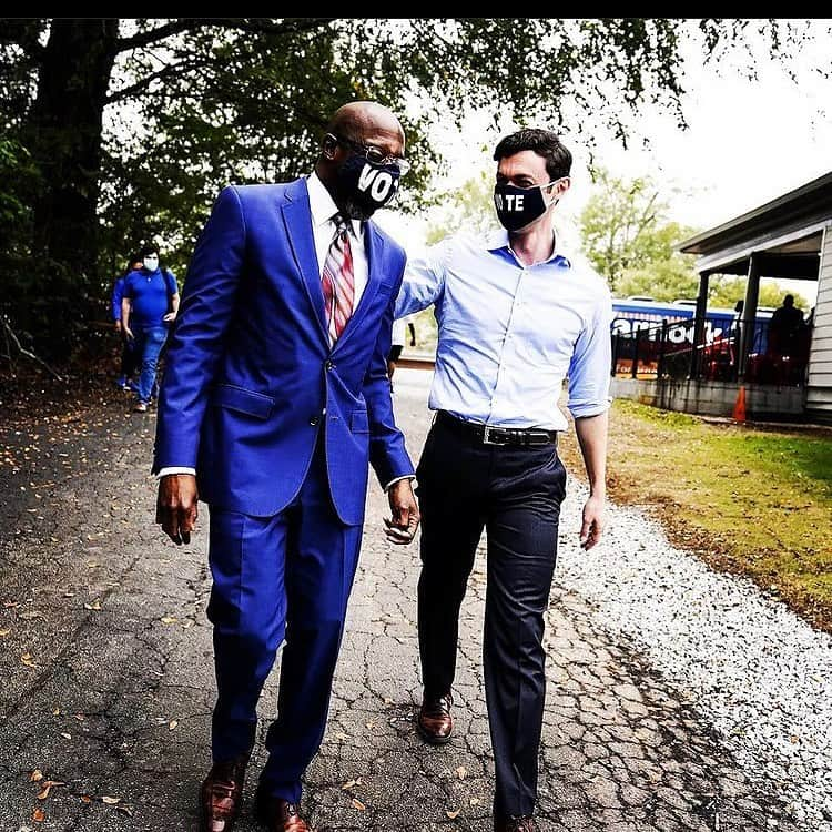 ショーンジョンのインスタグラム：「Congratulations Senators @raphaelwarnock and @jonossoff on your historical win! Let's go to work! #unitedwestand ✊🏾✊🏾✊🏾」