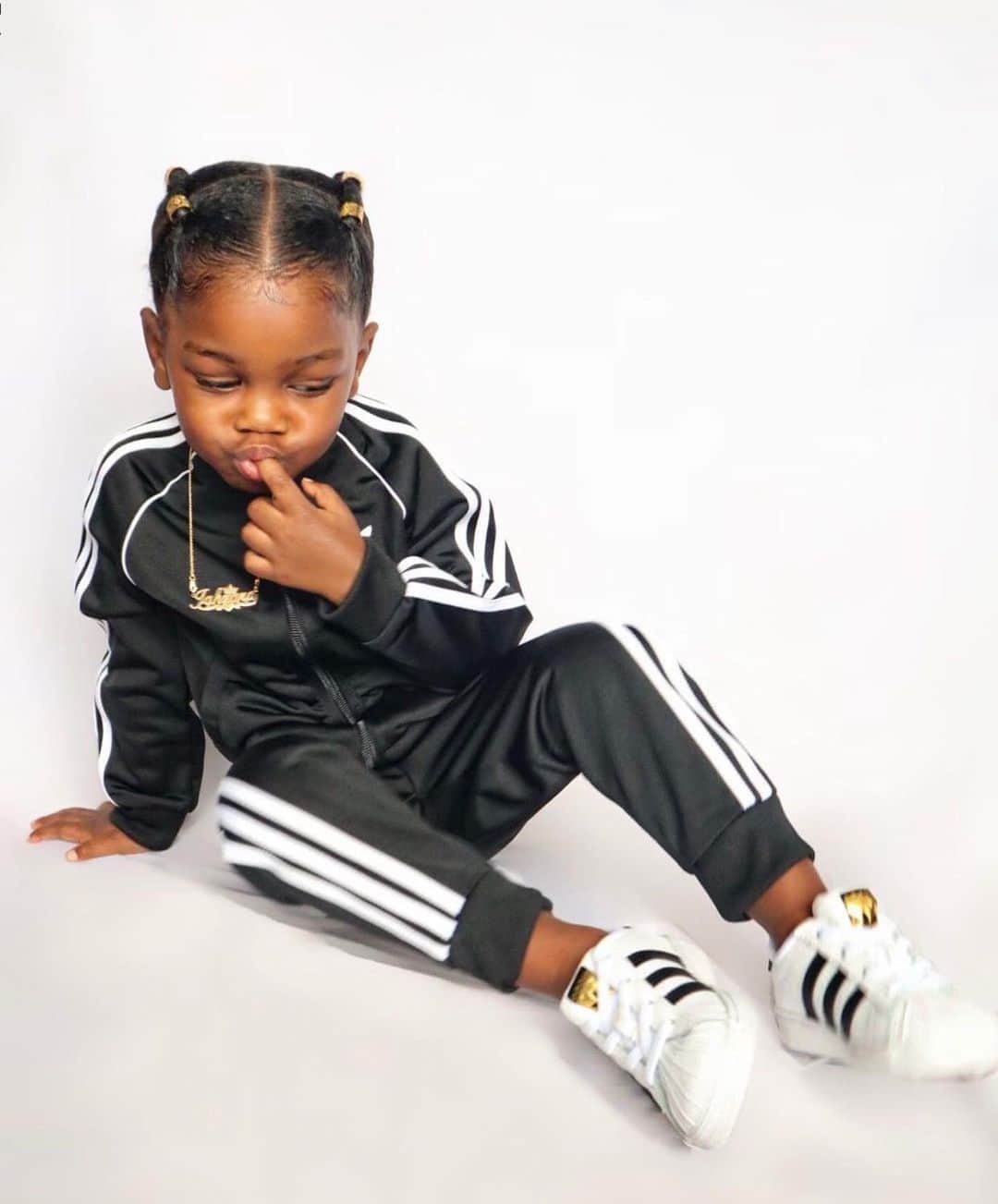Kidz Fashionのインスタグラム：「🥰 by @allthatjahz #kidzfashion」