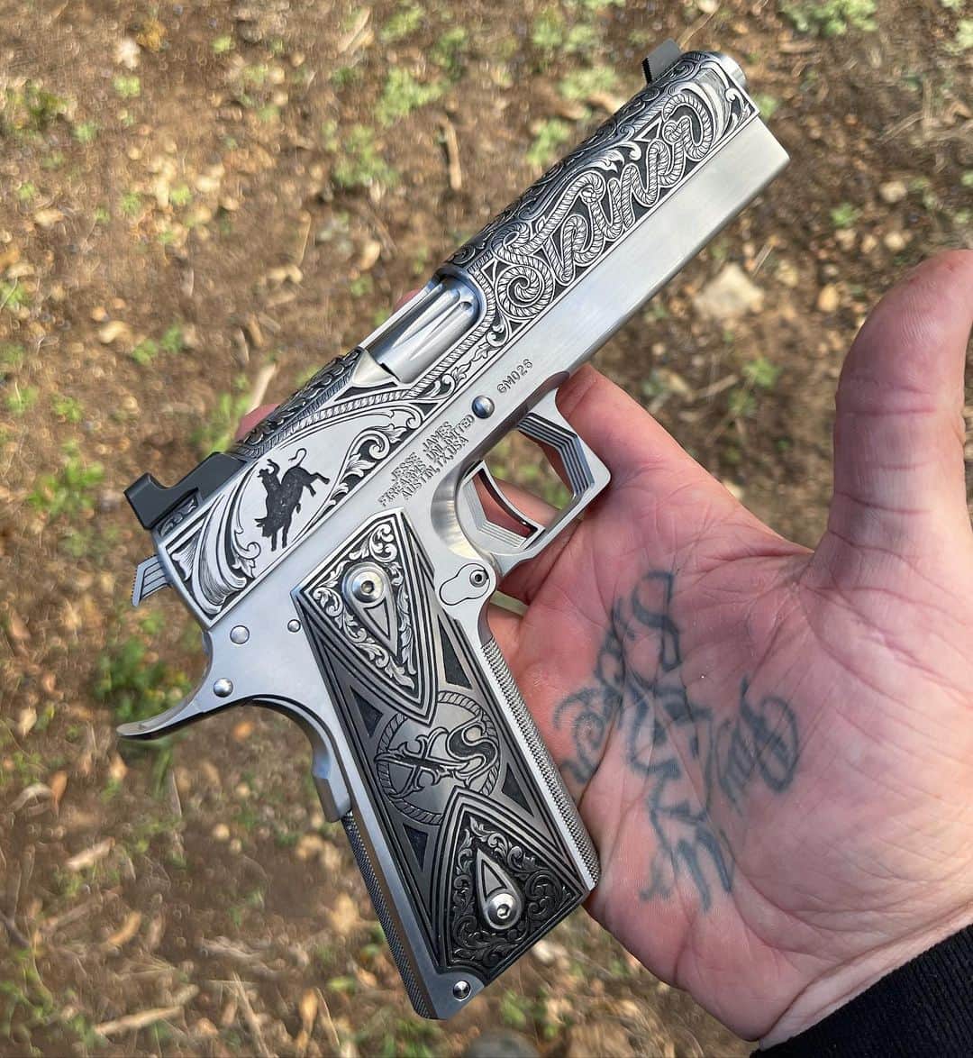 ウエストコーストチョッパーズのインスタグラム：「Check out this Badass JJFU “Grand Master” for 1973 Bull Riding World Champion Bobby Steiner..  Pics and story here—> @jessejamesfirearms」