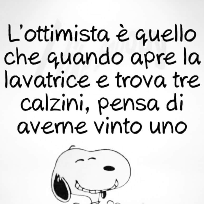 のインスタグラム：「Primo proposito : essere superficialmente, sconsideratamente, coraggiosamente, anche inutilmente ...OTTIMISTA !#newyear #goodvibes #2021」