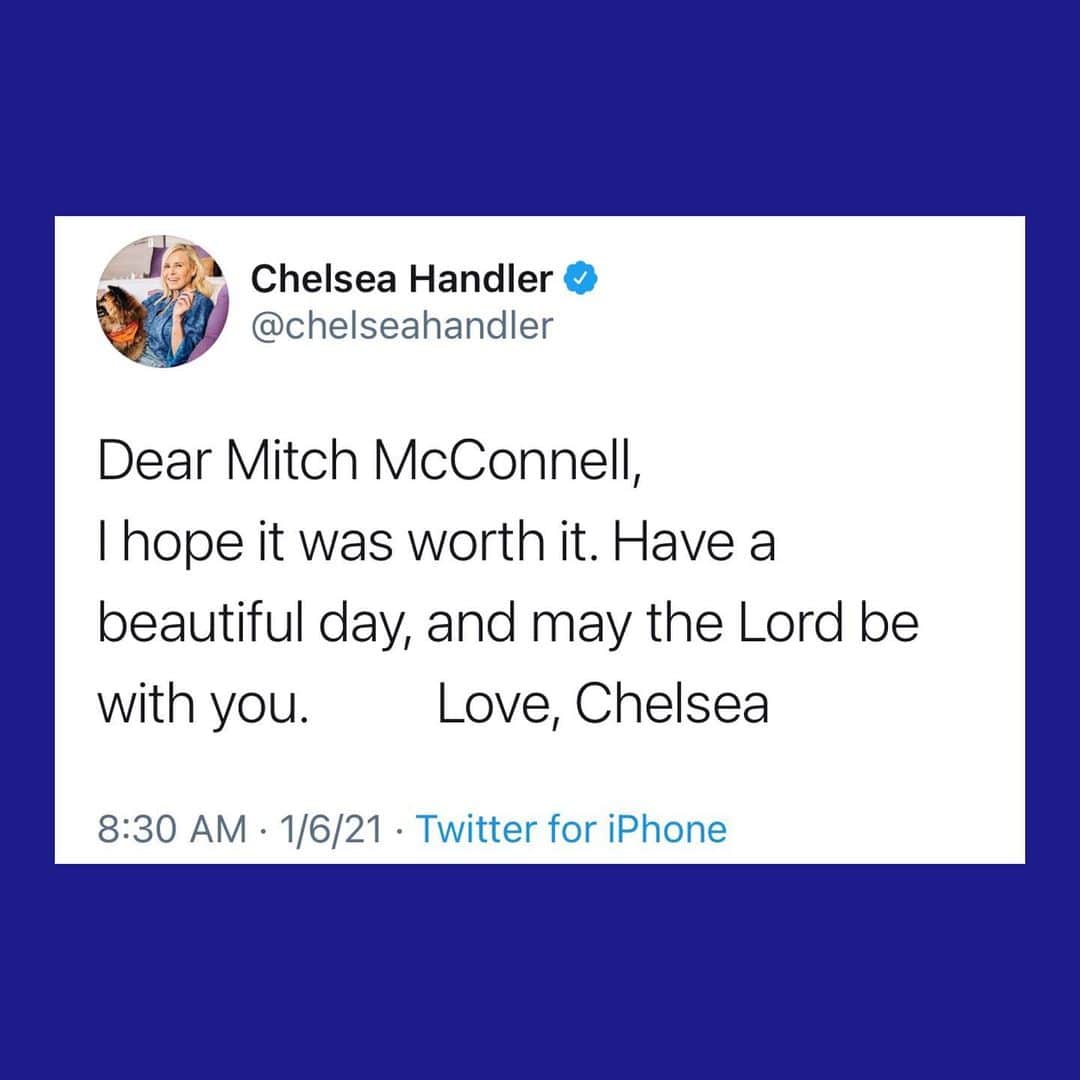 チェルシー・ハンドラーさんのインスタグラム写真 - (チェルシー・ハンドラーInstagram)「With love, Chelsea」1月7日 2時36分 - chelseahandler
