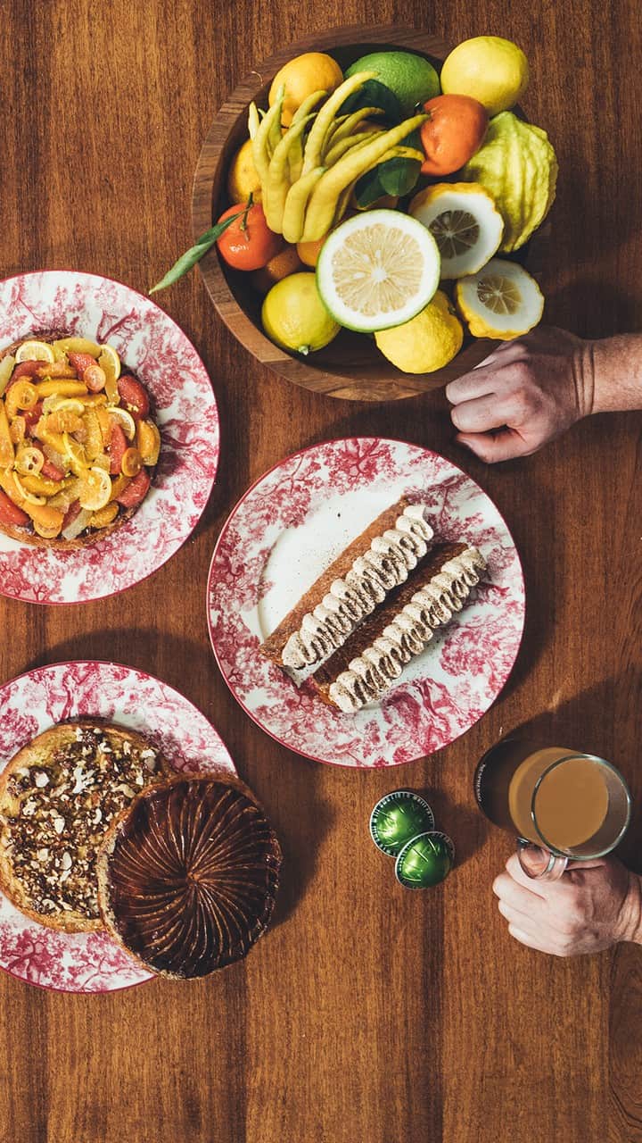 Nespressoのインスタグラム：「Between tradition and innovation, Chef @jeanimbert will show us three ways of personalizing the iconic Galette des Rois, a delicious pastry rooted in a 700-year-old French tradition enjoyed during the month of January 👑 ✨   ☕️ Save this post to try it this weekend & share it with your friends and family.  ☕️The 3 recipes will soon be available on our #NespressoRecipe Website (link in bio). ☕️Tag @nespresso #NespressoEditions so we can share your creations.   Which recipe are you going to try at home: the Citrus Galette, the Praliné Galette or the "Millefeuille" Galette topped with coffee whipped cream?   #Nespresso #NespressoEditions」