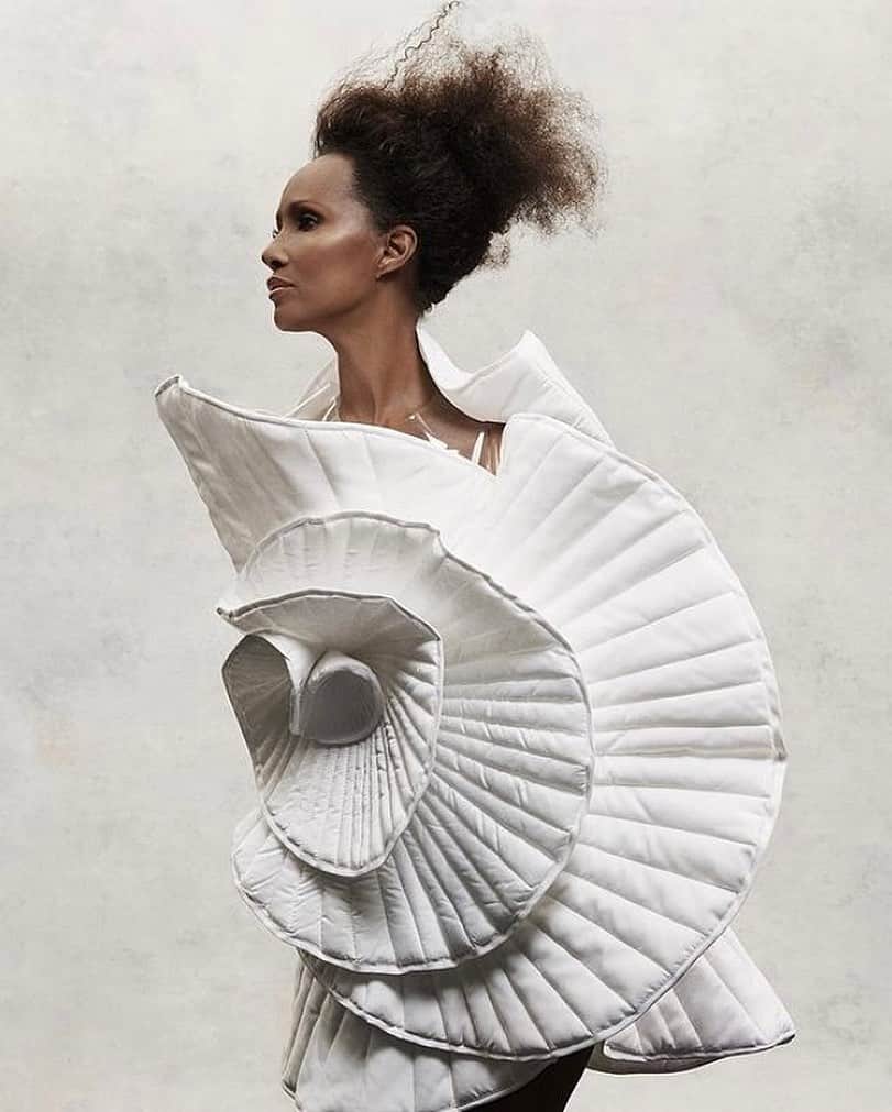 スリーアズフォーのインスタグラム：「Thank you @jasonrembert for this beautiful shoot! Featuring @the_real_iman in “Vesica Pisces “ quilted dress for @bazaaruk styling @jasonrembert hair @oscarjameshair makeup @killahcamz photographer @paolakudacki nails #bazaar #bazaaruk #iman #threeasfour #ss21」