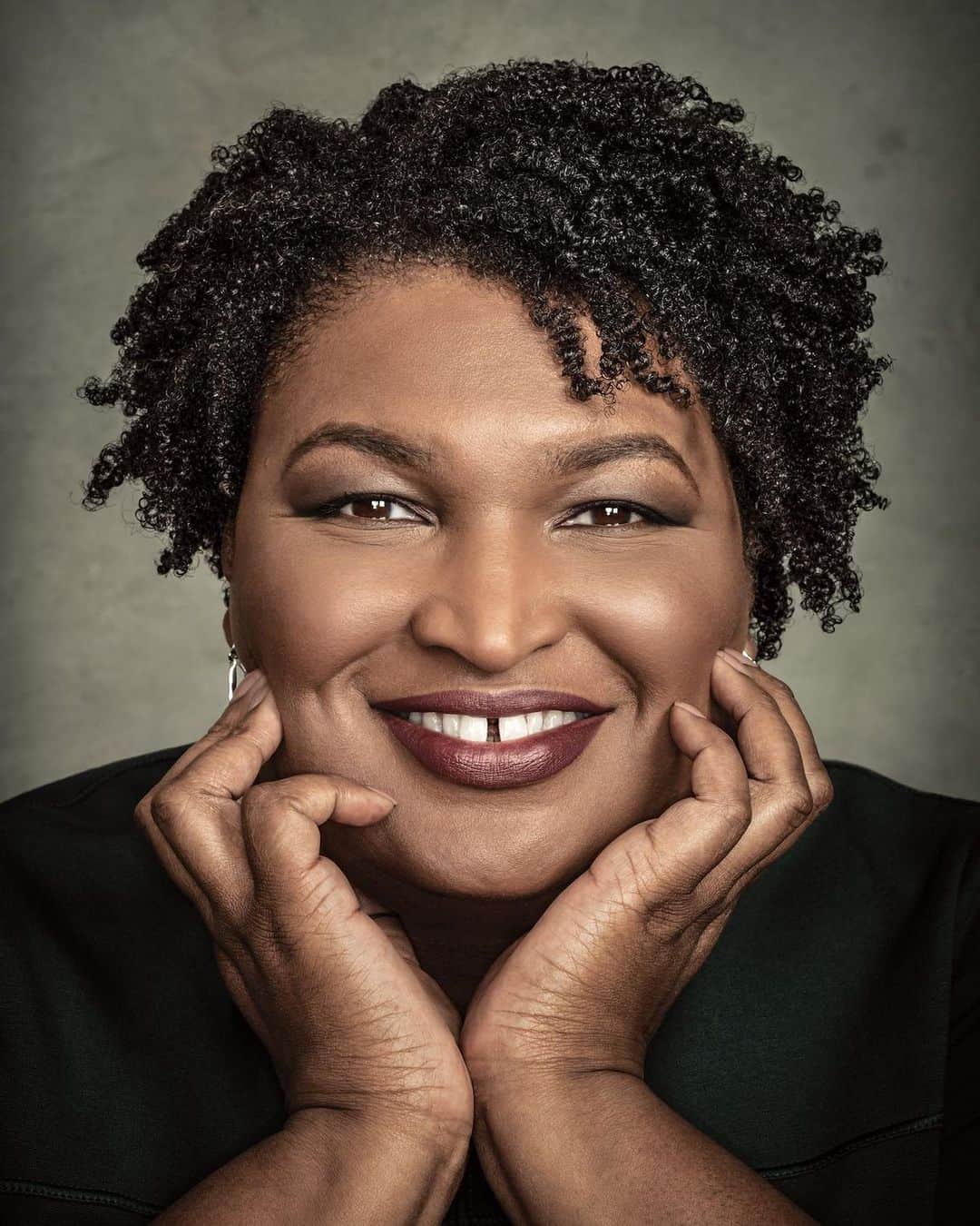 フィービー・トンキンのインスタグラム：「This queen 🙌💙 @staceyabrams」