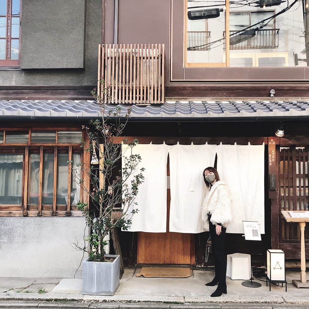 神野風月さんのインスタグラム写真 - (神野風月Instagram)「﻿ 初詣は毎年恒例の京都へ この日は3日ぶりに外出(完全に引き篭り)﻿ ﻿ 今年も一年、大事にしたいな」1月7日 14時31分 - fuuisfuu