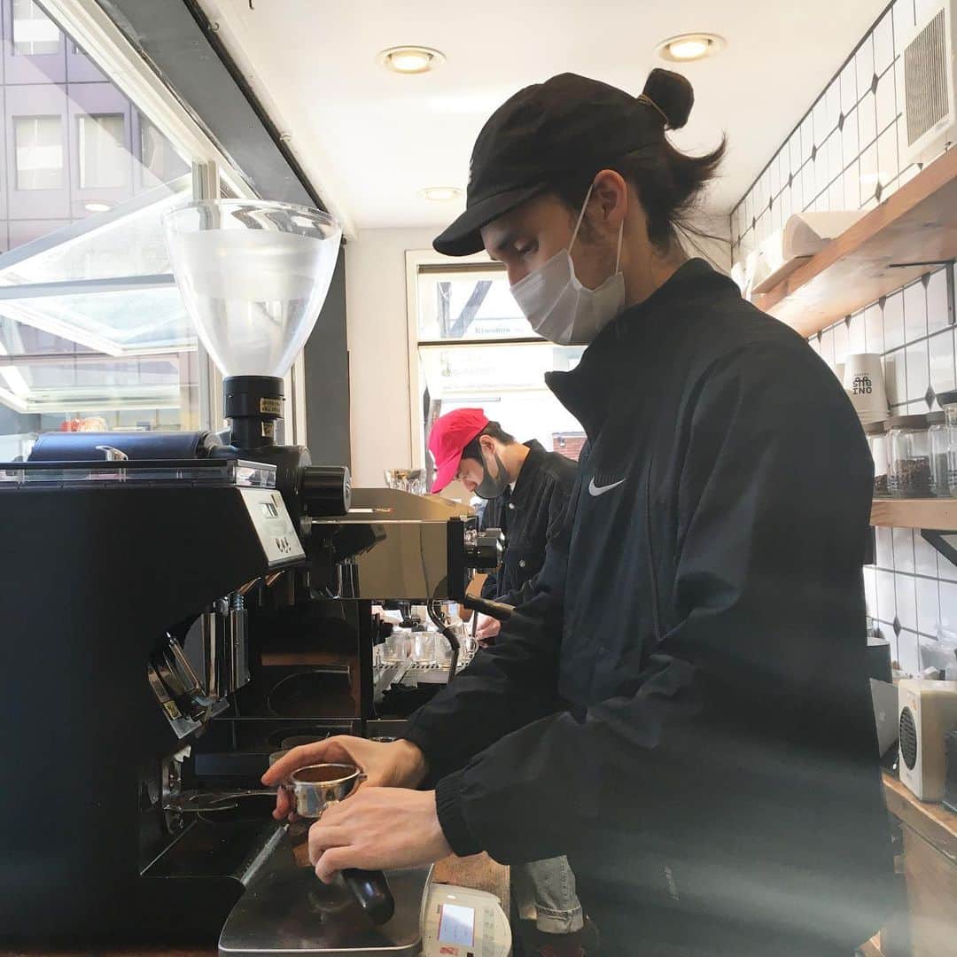 ABOUT LIFE COFFEE BREWERSのグルメインスタ