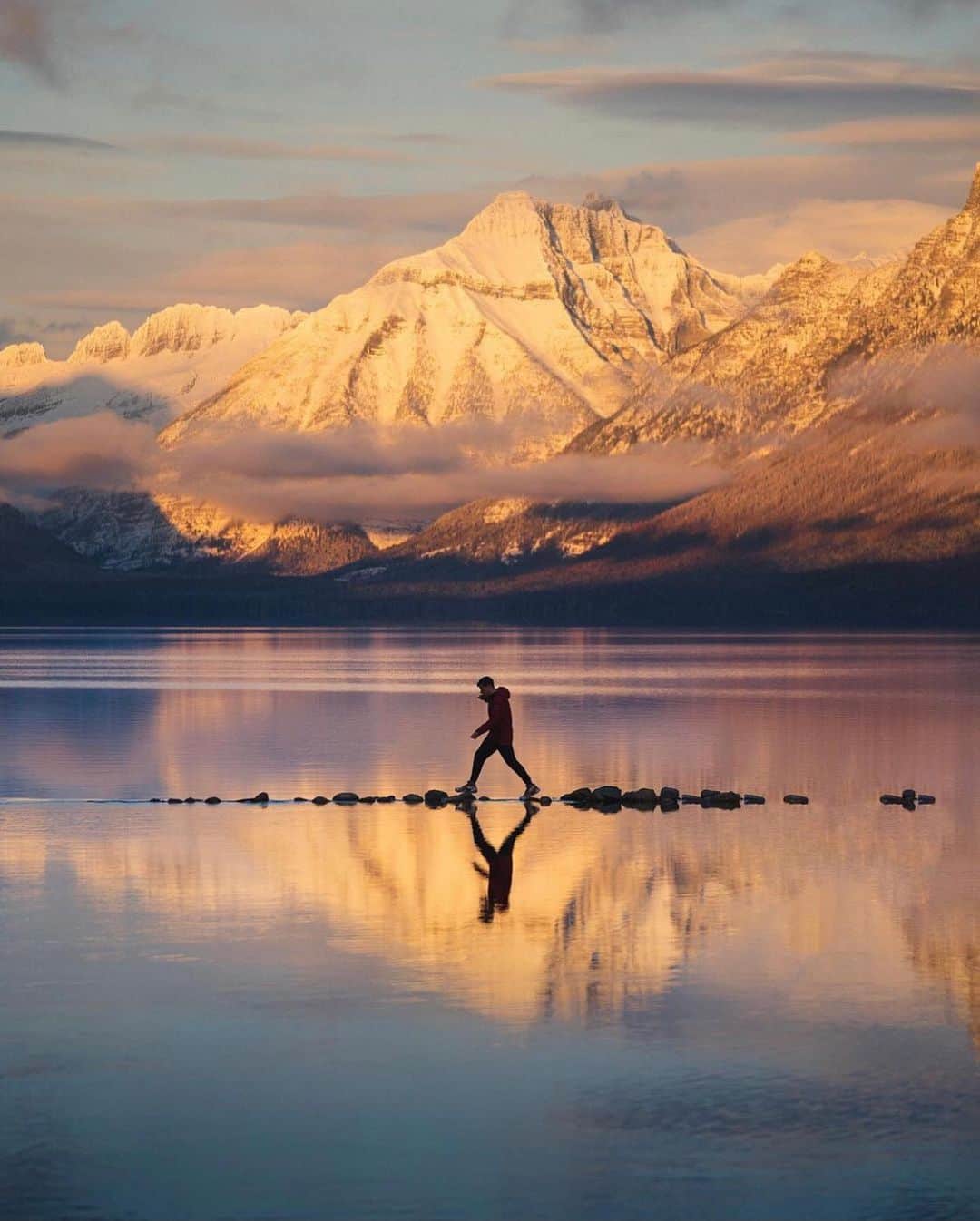 FOLKのインスタグラム：「Everything the light touches... Today’s favorites are: 1.) @chance_jackson @ericmattt 2.) @logan.lefler 3.) @zackkcore 4.) @ivareythorsson 5.) @aleksifrimodig 6.) @fabian.huebner」
