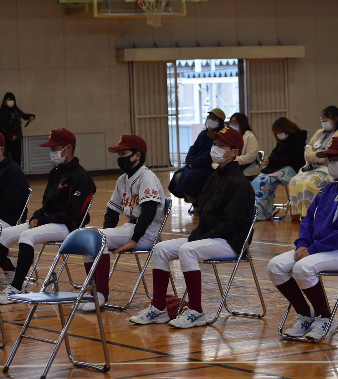 吉見一起さんのインスタグラム写真 - (吉見一起Instagram)「愛西ジュニアクラブ、佐織中学校野球部の野球講座に参加してきました。 言葉で伝える難しさを体験しましたが、子供達が皆、野球が好きだという気持ちは伝わりました。」1月7日 6時56分 - kazukiyoshimi_official