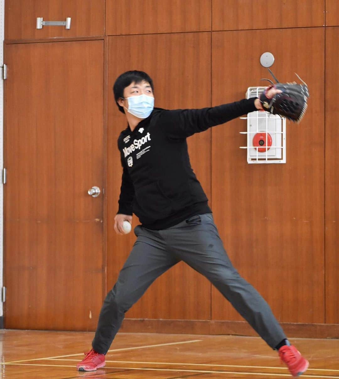 吉見一起さんのインスタグラム写真 - (吉見一起Instagram)「愛西ジュニアクラブ、佐織中学校野球部の野球講座に参加してきました。 言葉で伝える難しさを体験しましたが、子供達が皆、野球が好きだという気持ちは伝わりました。」1月7日 6時56分 - kazukiyoshimi_official