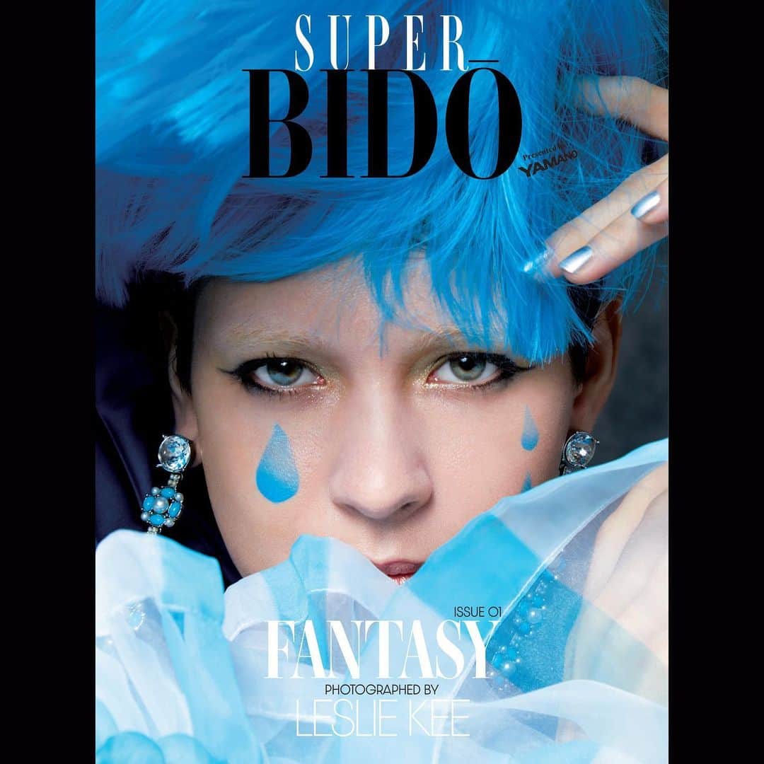 レスリー・キーさんのインスタグラム写真 - (レスリー・キーInstagram)「SUPER BIDO issue 1 - FANTASY  Please follow SUPER BIDO Instagram → @superbido2020   For issue 1 - FANTASY, we have collaboarated with spectacular hair-makeup artist @noboruok  Editor-in-chief @jane.aiko.yamano @takumi.nakagawa.soukatsu  Art Direction & Design @hiro_sugiyama_enlightenment Photographed by @lesliekeesuper  Styling by @enosogohs  Wardrobe @anna___choi  Model @chrnn_ @wizardmodels   #superbido #yamanobeautycollege #lesliekee」1月7日 7時58分 - lesliekeesuper