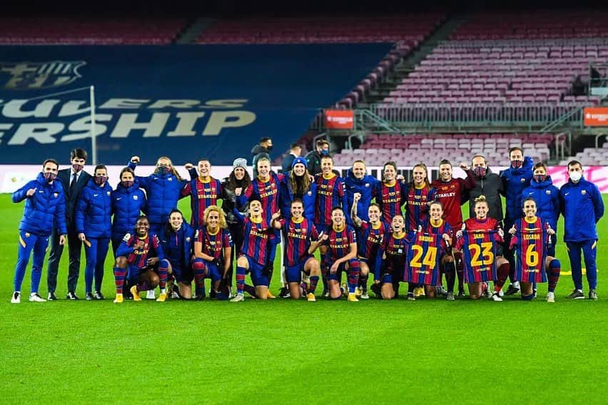 Ana Maria Crnogorcevicさんのインスタグラム写真 - (Ana Maria CrnogorcevicInstagram)「after 50 years... what a honor to play in this stadium😍 Derby win at the Camp Nou💪💪 GRANDE EQUIPO🔵🔴❤️   #fcb #fcbfemení #campnou #forçabarça」1月7日 8時02分 - ana_crnogorcevic