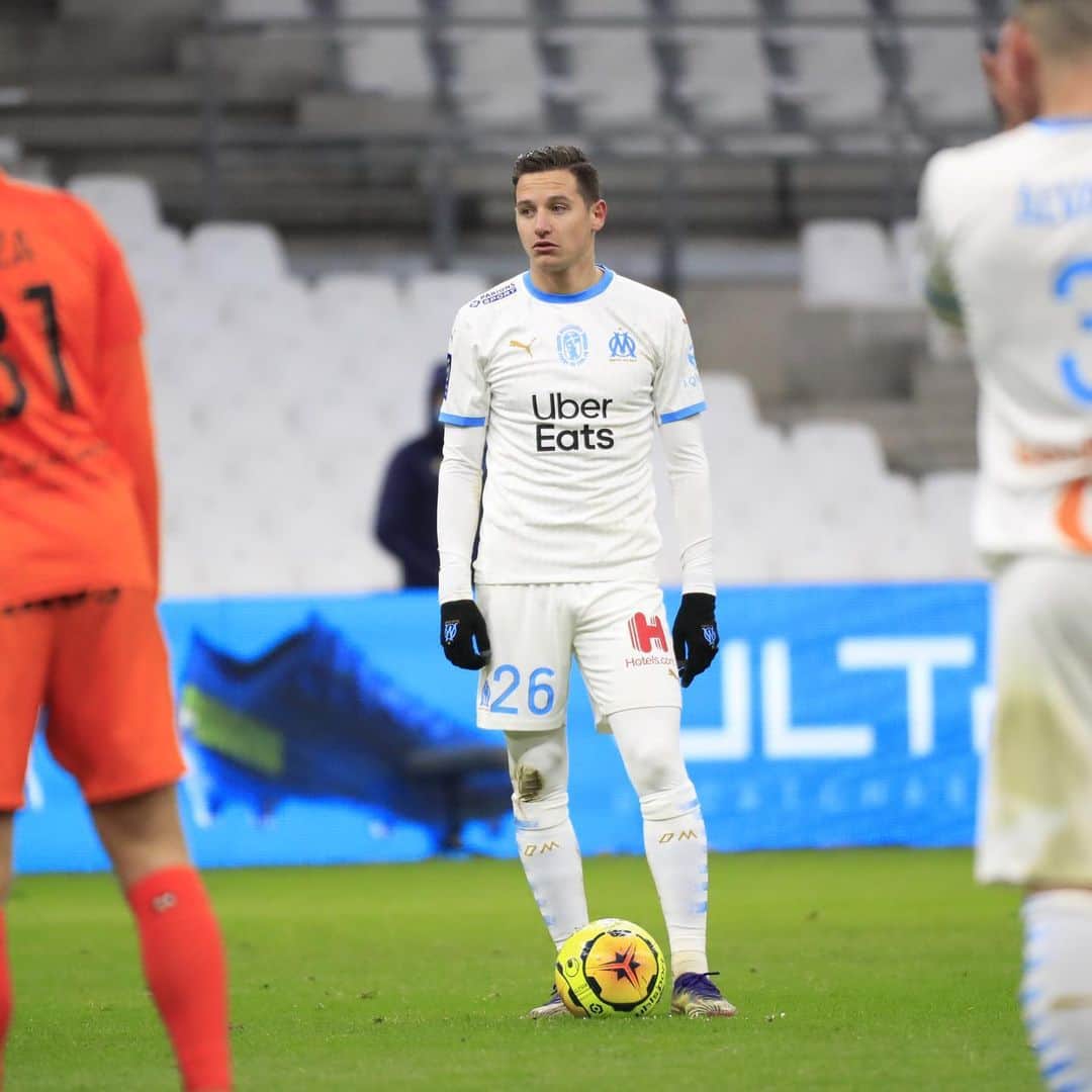 フロリアン・トヴァンのインスタグラム：「Belle victoire les gars ! Bravo à tous 😁💙 @olympiquedemarseille」