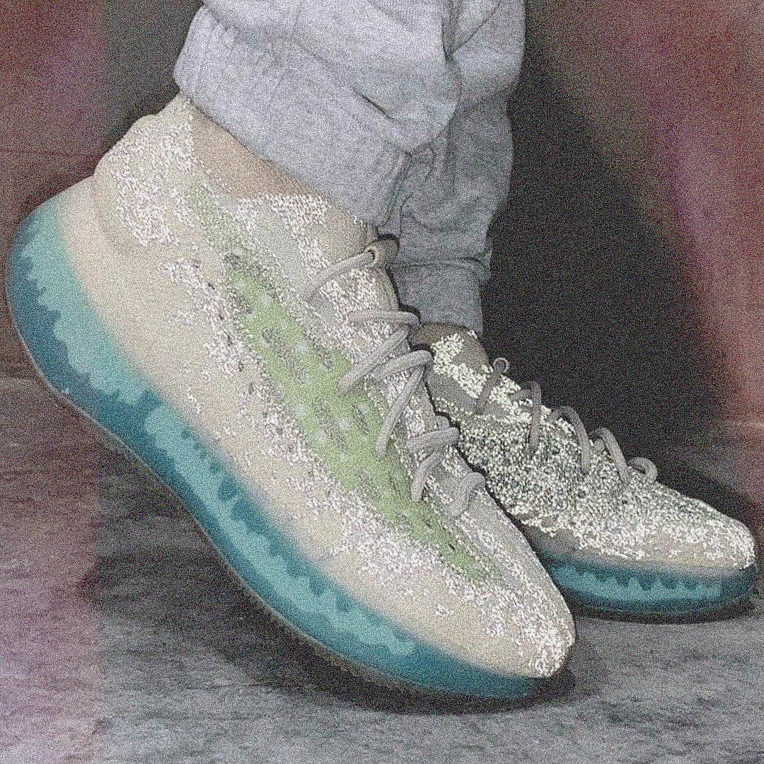 shoes ????のインスタグラム：「An official on foot look at the Yeezy Boost 380 “Alien Blue” Reflective has surfaced 🥶 These are expected to drop this year, we’ll keep you posted on a release date.   📸: @sneakernews   #sneakers #sneakerhead #sneakernews #nicekicks #kicksonfire #kickstagram #hypebeast #yeezy #kanyewest」