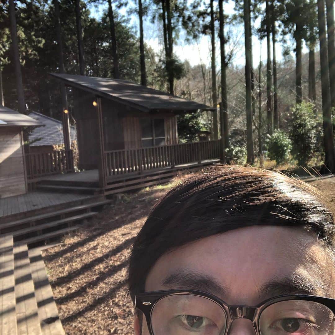 おいでやす小田のインスタグラム：「キャンプ場きたー！！！」