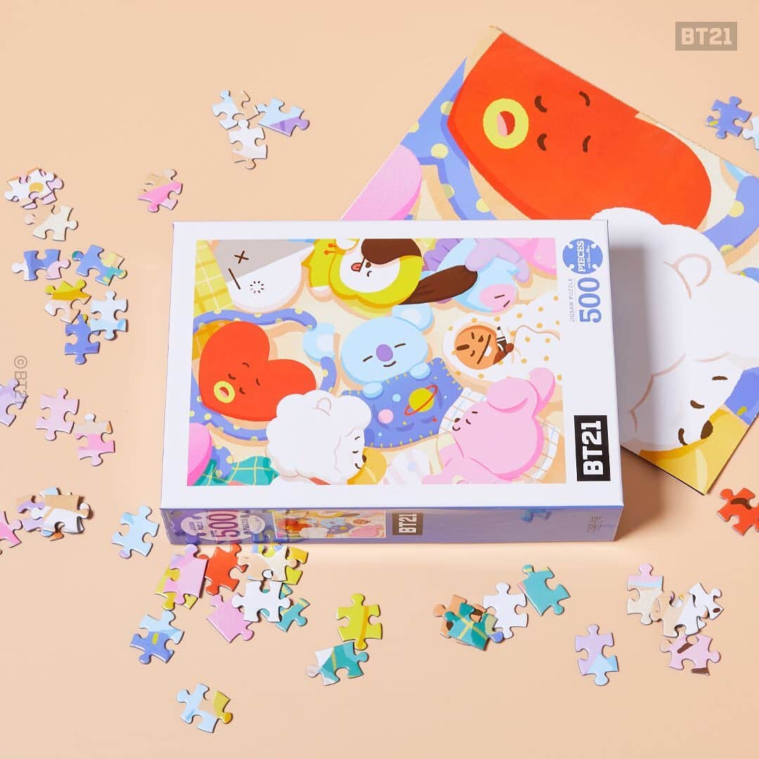 BT21 Stars of tomorrow, UNIVERSTAR!さんのインスタグラム写真 - (BT21 Stars of tomorrow, UNIVERSTAR!Instagram)「They say we fit like pieces from a... 💜 BT21 500Pcs Puzzle ⠀ ✔️Choice of 4 different sets ✔️Kick back, relax, enjoy some jigsaw time ✔️Displayable when done! ⠀ Race you to completion? 🧩 ⠀ Shop now at LINE FRIENDS COLLECTION 👉 Link in bio ⠀ #BT21 #puzzle #stayathomeitem」1月7日 11時03分 - bt21_official