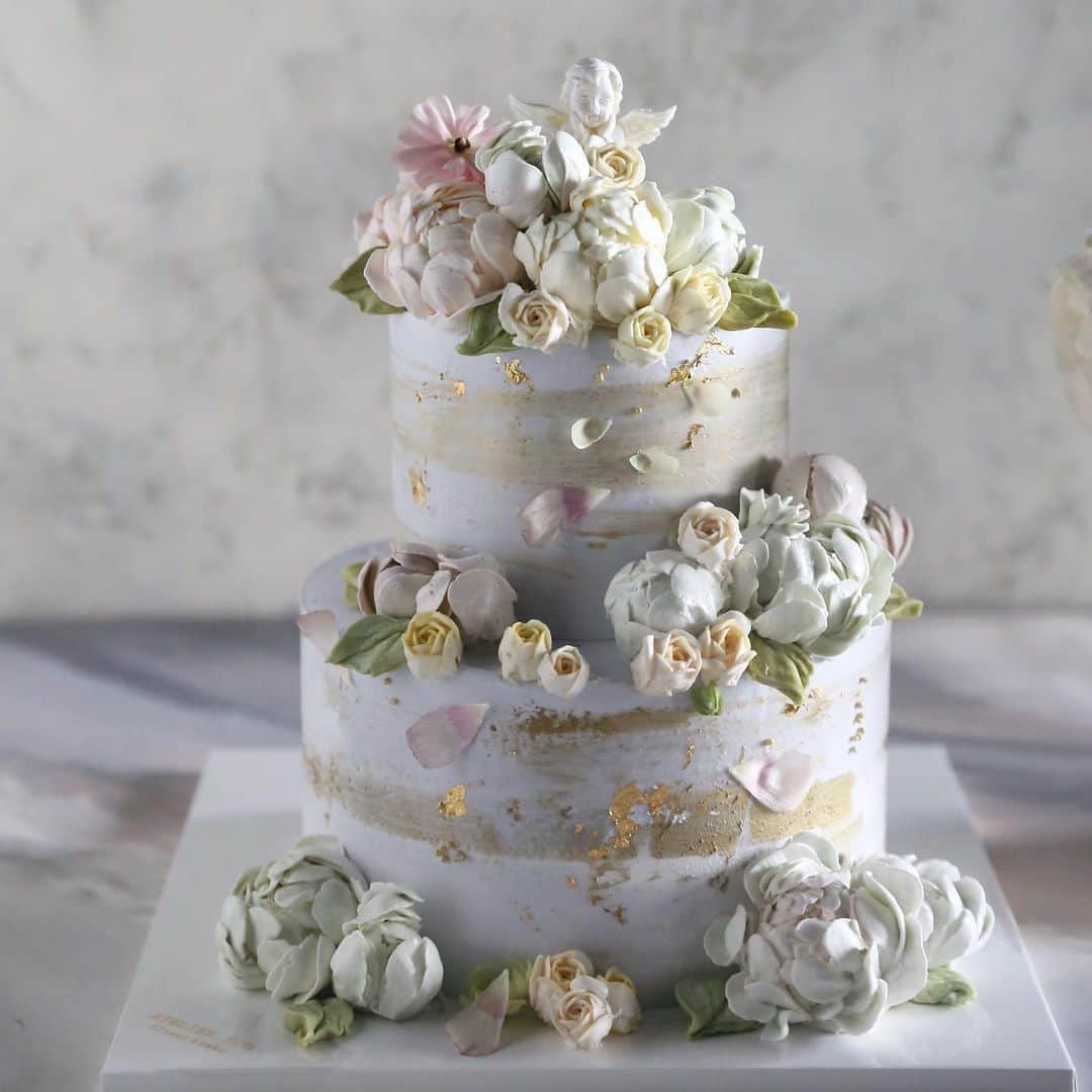 청담 수케이크 (atelier soo)さんのインスタグラム写真 - (청담 수케이크 (atelier soo)Instagram)「ㅡ 예쁜후기까지 감사합니다 🤍🤍🤍 ㅡ #flower #cake #flowercake #partycake #birthday #bouquet #buttercream #baking #wilton #weddingcake #Weddingsoo ㅡ www.soocake.com vkscl_energy@naver.com」1月7日 11時37分 - soocake_ully