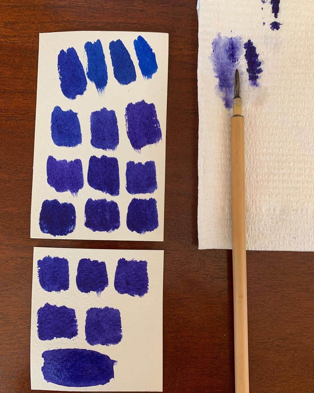 あだちなみさんのインスタグラム写真 - (あだちなみInstagram)「🧞‍♂️🪁🇪🇺🧢🦕🫐 紫っぽい青。 青色作るのむつかしい🎨  #あだちなみ」1月7日 11時40分 - adachi_nami