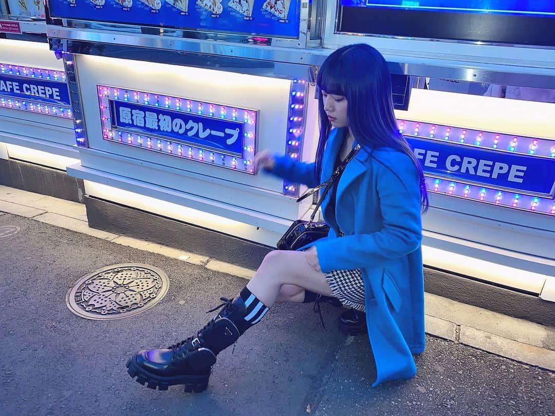廣田あいか さんのインスタグラム写真 - (廣田あいか Instagram)「ㅤㅤㅤㅤㅤㅤㅤㅤㅤㅤㅤㅤㅤ ㅤㅤㅤㅤㅤㅤㅤㅤㅤㅤㅤㅤㅤ 青が青に馴染んでるのよㅤㅤㅤㅤㅤㅤㅤㅤㅤㅤㅤㅤㅤ ʢᴗ.ᴗʡ ブーツ靴擦れしたけどお気に入り」1月7日 12時15分 - aiai0131_official
