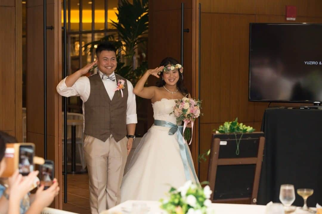 Watabe Weddingのインスタグラム：「ウェディングパーティー🎉スタートします！  Reception Place:Hilton Guam  CAFFE CINO Chapel:St.Probus Holy Chapel  Photo:Nina  #セントプロバスホーリーチャペル #ワタベウェディング #ワタベウェディンググアム #ロケーションフォト #結婚 #グアム #2021 #2021春婚 #2021夏婚 #2021秋婚 #2021冬婚 #ウェディングソムリエアンバサダー #花嫁 #おしゃれ花嫁 #ファインダー越しの私の世界 #バージンロード #コロナに負けるな #guamwedding #weddingphotography #instagram #instagood #instapic #instaguam #watabewedding #locationphotography #weddinginspiration」