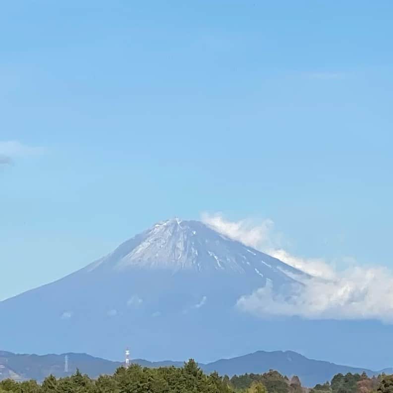 白木優子さんのインスタグラム写真 - (白木優子Instagram)「Beautiful Mt.Fuji #MtFuji #fujiyama」1月7日 13時14分 - yuko_shiraki_official