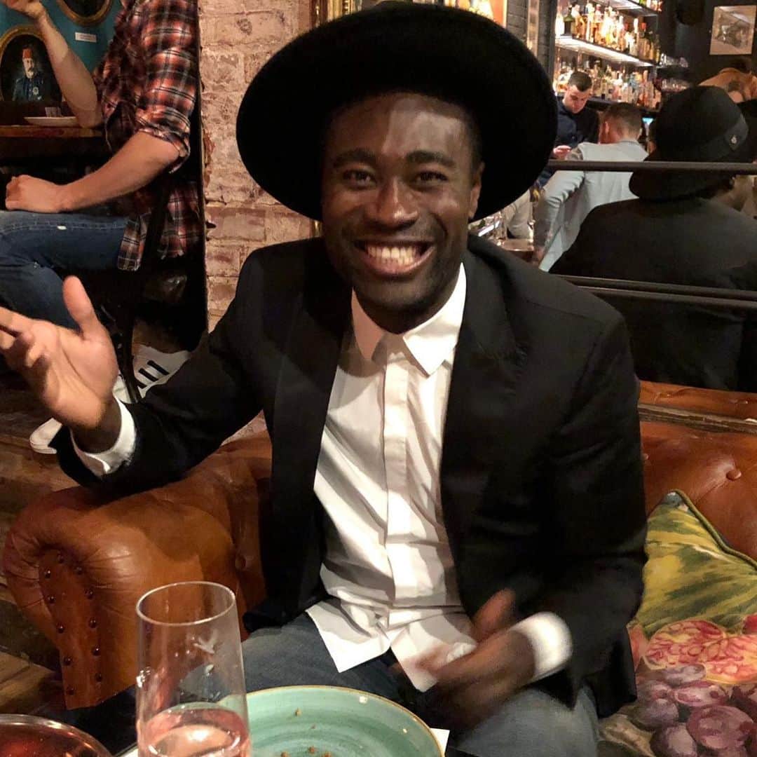 アレクサンデル・テッテイのインスタグラム：「#tbt to when there was no 🔒 down and no COVID. We will get there again 💪🏾💪🏾🙏🏾🙏🏾.」