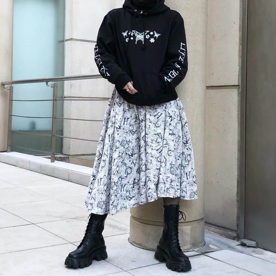 のインスタグラム：「パーカーとシューズ、カルト~ @culttokyo  @pantykaty」