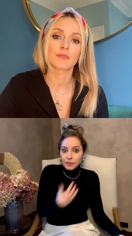 ファーン・コットンのインスタグラム：「A talk on cultivating hope, manifesting, anxiety and ironically Speaking Your Truth because I’m still learning to! Masses of love to all that tuned in internationally and to my dear mate Gabby! ♥️」