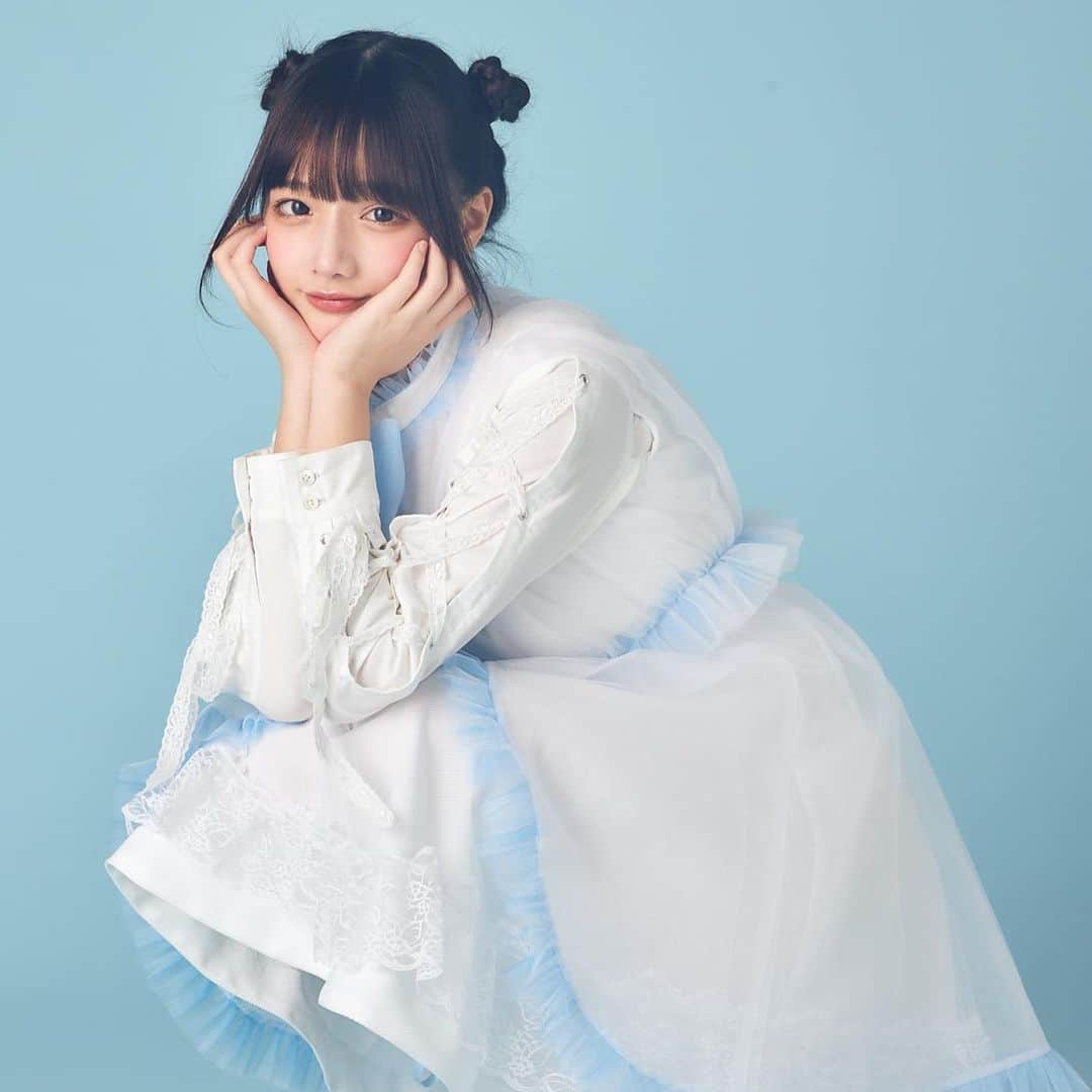 のインスタグラム：「きゅるりんってしてみて  水色:兎遊たお  よろしくお願いします！  #きゅるして」