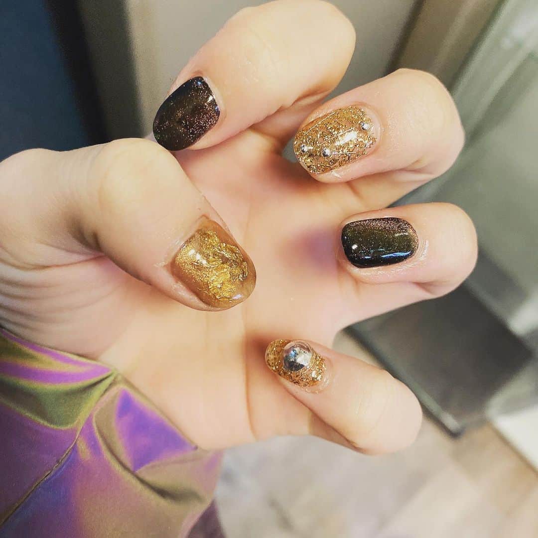 のインスタグラム：「ゲキカワネイル💅  #アプガ  #ネイル  #成人式ネイル」