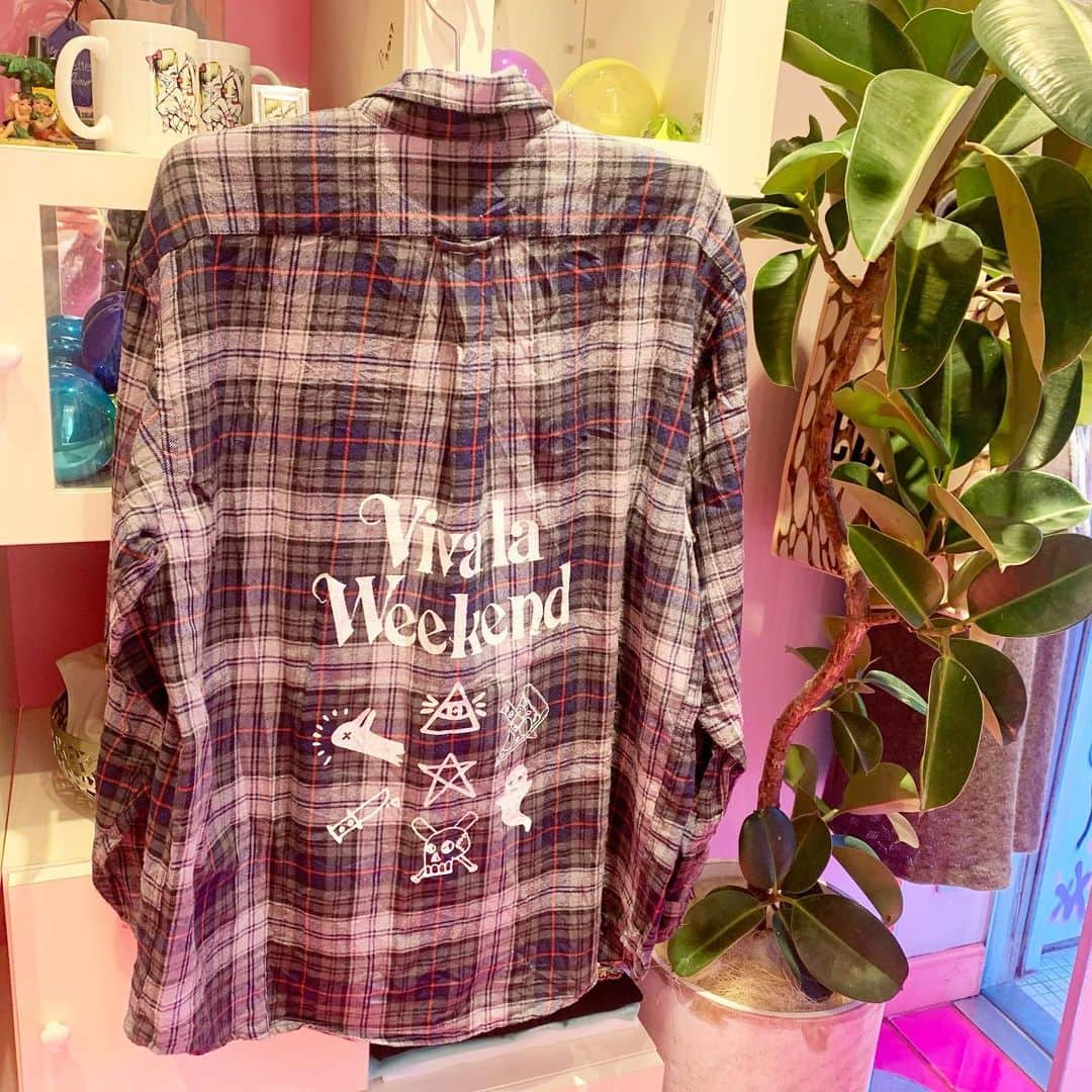 falinetokyoさんのインスタグラム写真 - (falinetokyoInstagram)「Viva la weekend flannels shirt ❤️available at @falinetokyo  check it out 🛍 @streetmag のExhibition も　@falinetokyo でやってます📸」1月7日 16時38分 - falinetokyo