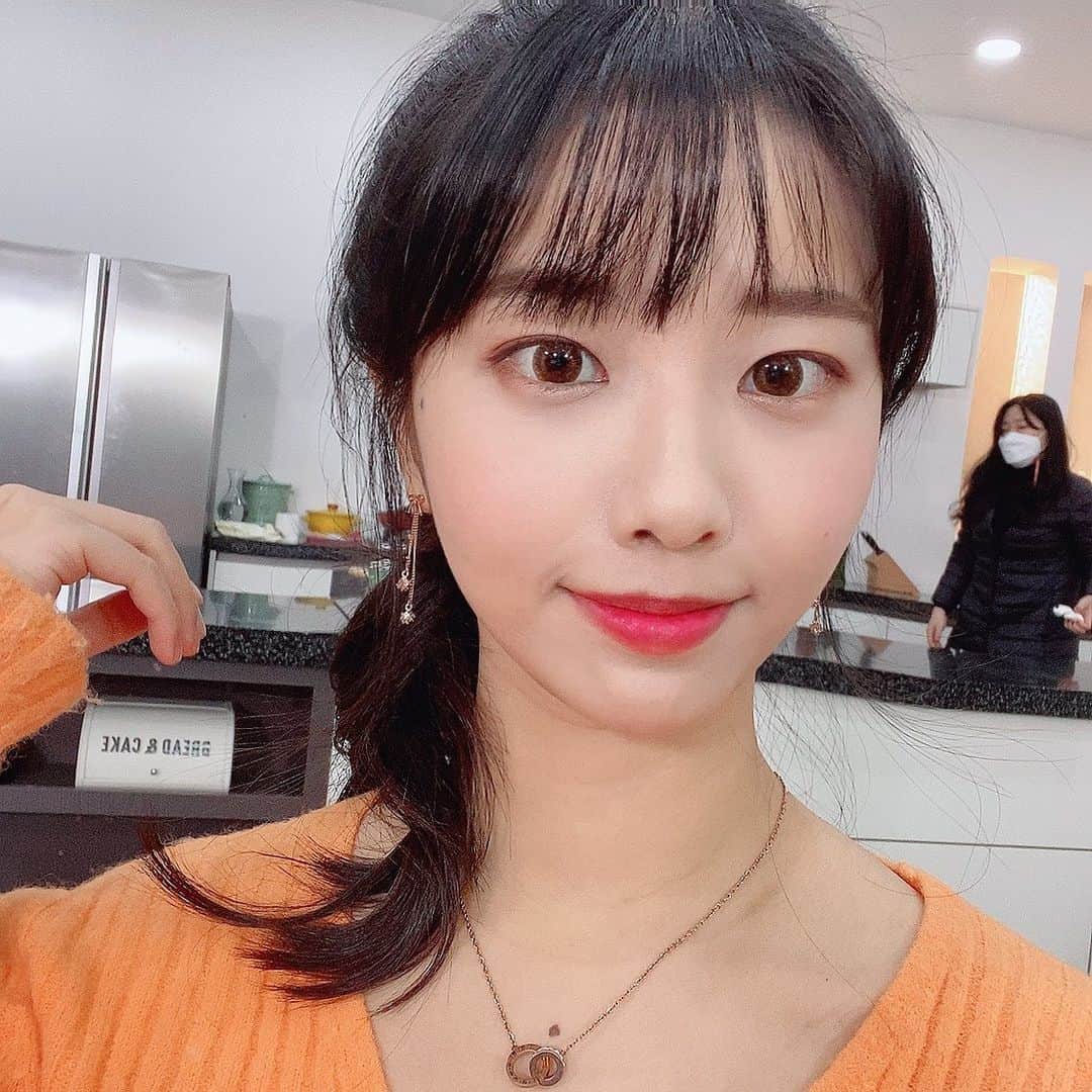 suna（ソナ）のインスタグラム：「🧡」