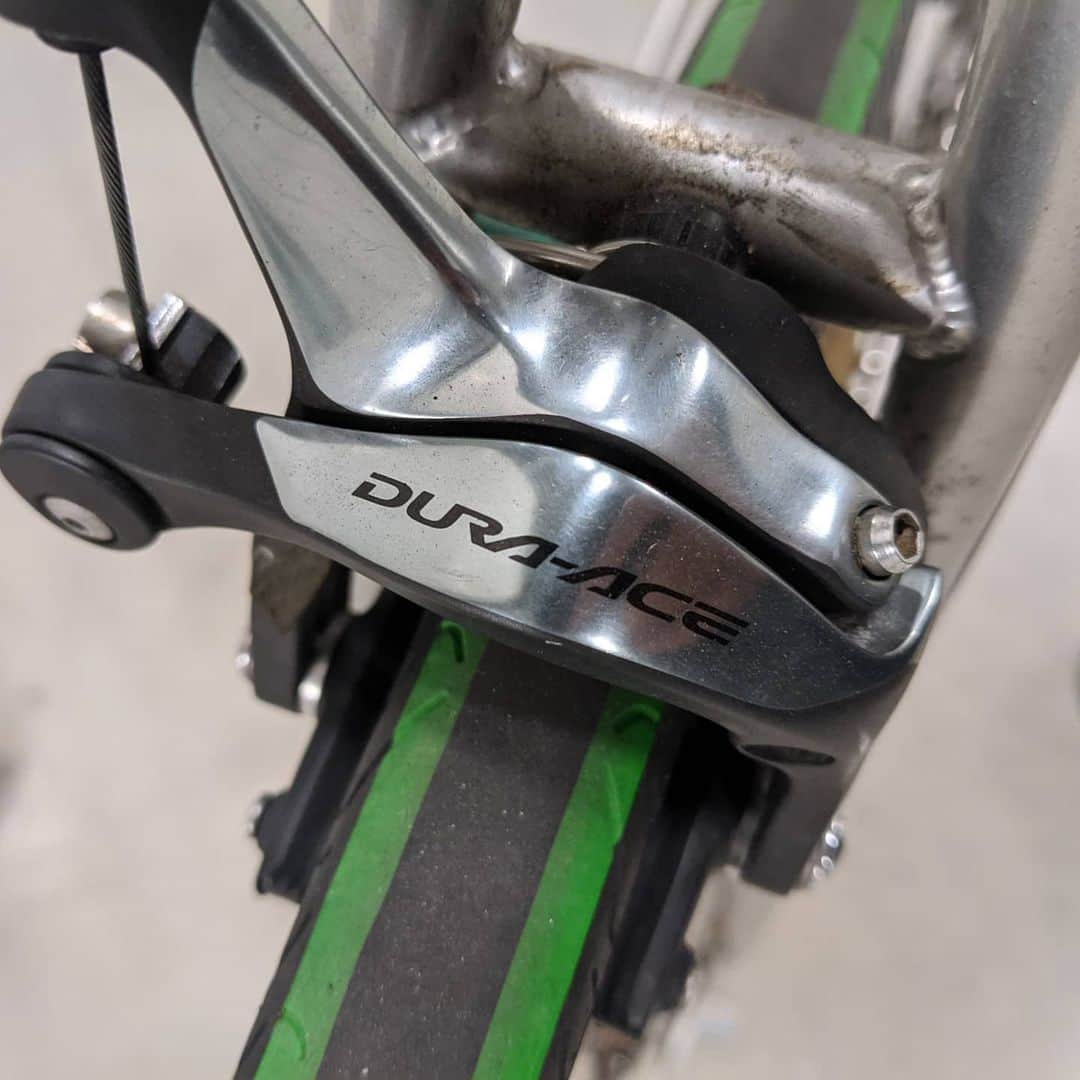 山下晃和さんのインスタグラム写真 - (山下晃和Instagram)「【BIKE】My Commuter Bike Kurihachi is Sick.  #栗八 #commuterbike #chilibell #origin8 #bicycle #bike #green #cromoly #cromolybike #trackbike #singlespeed #serfus @origin8cycling @bluelug_kamiuma #tokyo #Japan #nitto」1月7日 17時30分 - travel_akikazoo