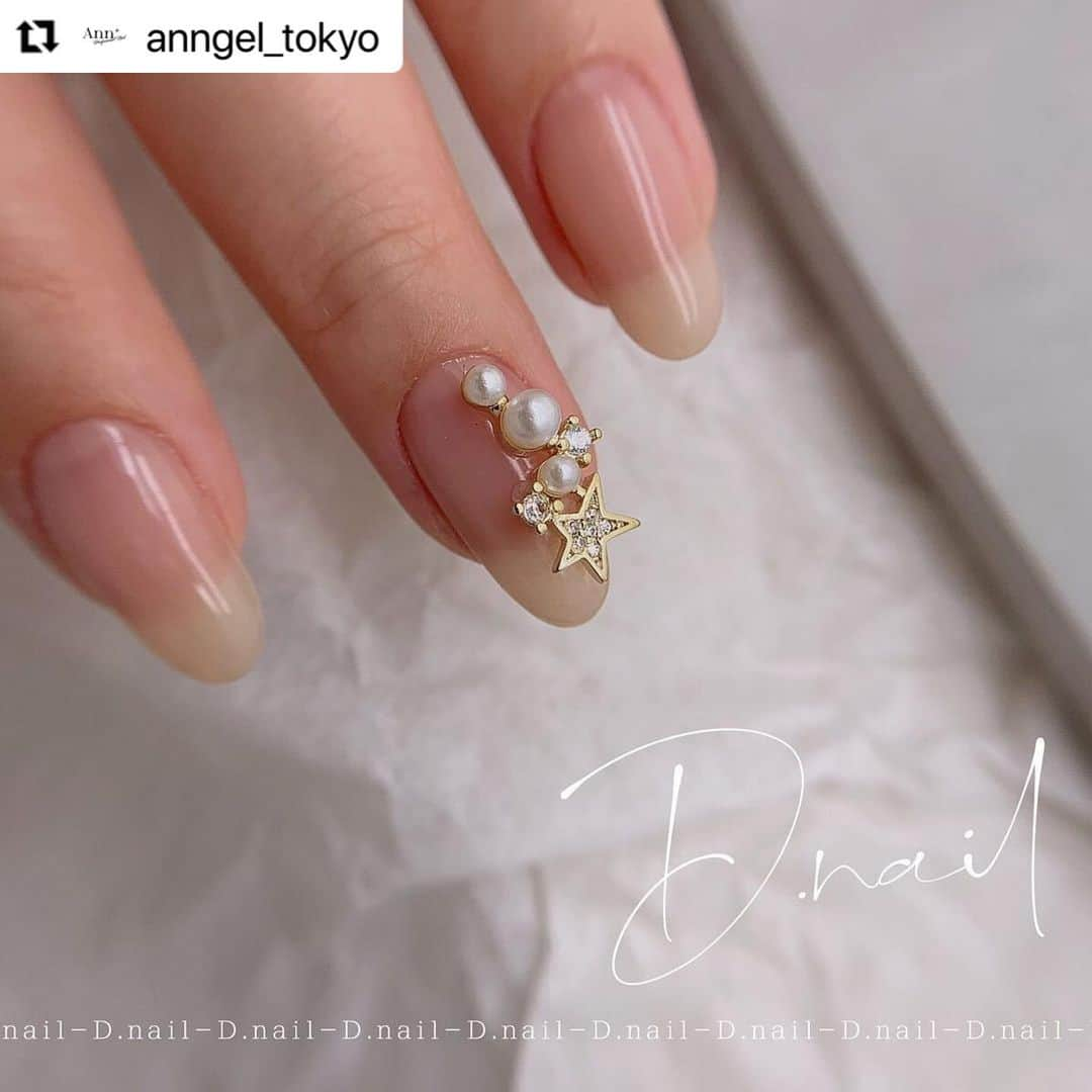 ネイルショップTATさんのインスタグラム写真 - (ネイルショップTATInstagram)「ㅤㅤㅤㅤㅤㅤㅤㅤㅤㅤㅤㅤㅤ Ann Professionalより人気の蝶々パーツを含む 7種のパーツが1/8から発売です🦋🎀💫 ぜひチェックしてみてくださいね✨✨ ㅤㅤㅤㅤㅤㅤㅤㅤㅤㅤㅤㅤㅤ #Repost @anngel_tokyo with @make_repost ・・・ Ann Professional NEWパーツ  1月8日〜TATにて発売されます！ 大変お待たせいたしました〜  #蝶々パーツ #流れ星パーツ #リボンーパーツ  @nailshoptat @tat_shinjuku @tat_umeda @tat_shibuya @tat_ginza @tat_yokohama @tat.chiba @tat_shinsaibashi  @tatsendai @tat_nagoya   #anngel_tokyo	 #japanesenail #japanesenailart  #nail #nails #nailsalon #nailart #naildesign #naildesigns #gelnail #nailtrend #anngel_tokyo	 #japanesenail #japanesenailart  #ネイルショップ#ネイルサロン#ジェルネイル#延長美甲#人気ネイル#2021ネイル	 #人氣美甲#美甲設計#日系美甲#飛び散らないミラーパウダー」1月7日 17時44分 - nailshoptat